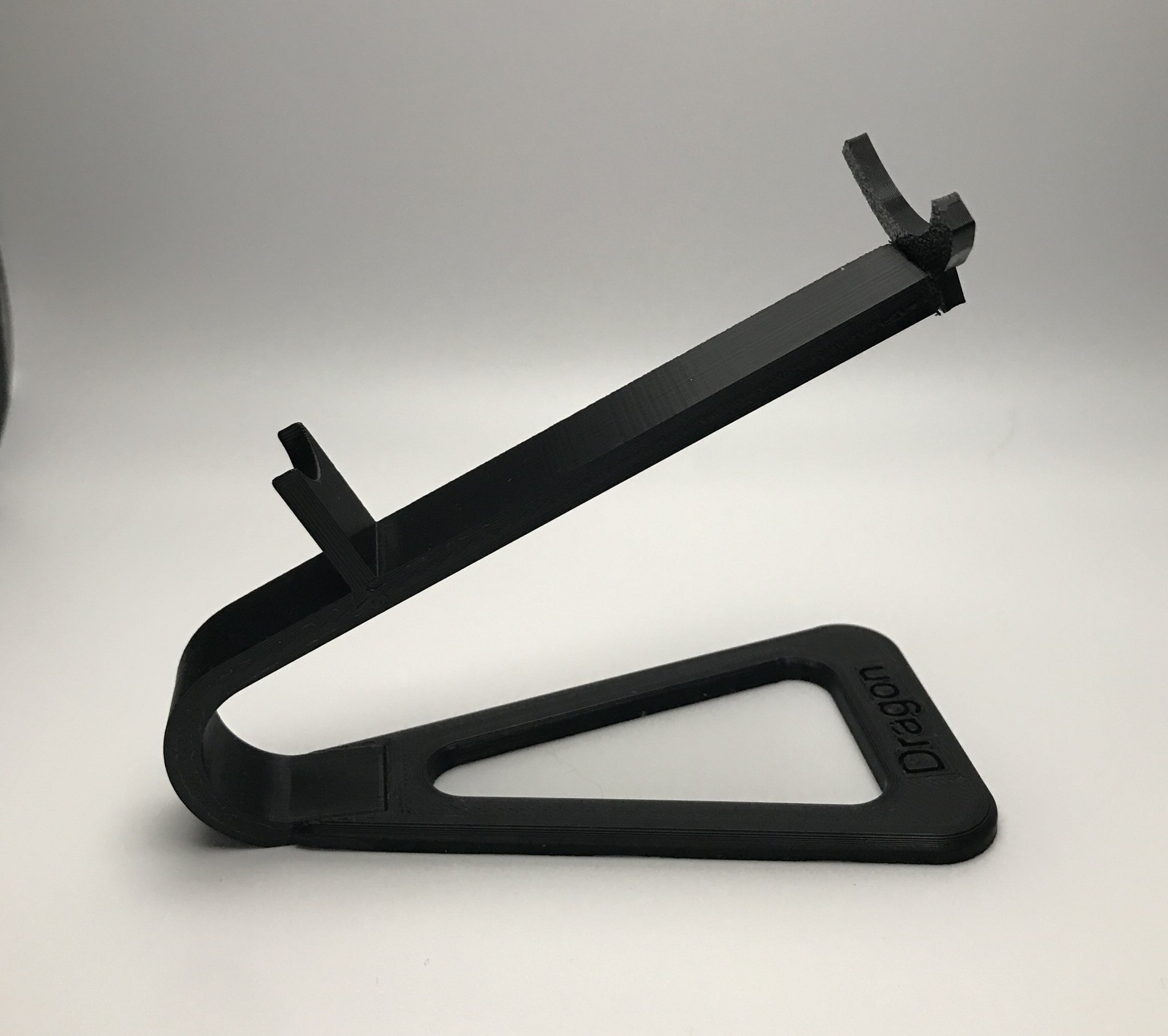 Giá đỡ mô hình SpaceX Dragon và giai đoạn thứ hai