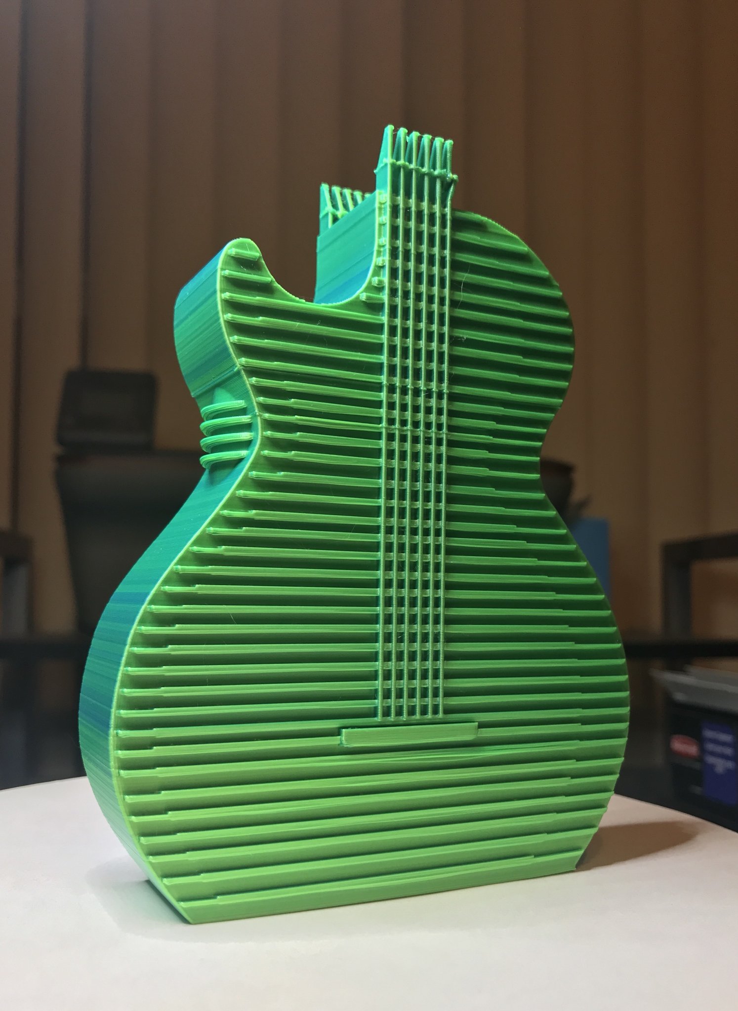 Mô hình thu nhỏ Guitar Hotel Hard Rock tỷ lệ 1:1000