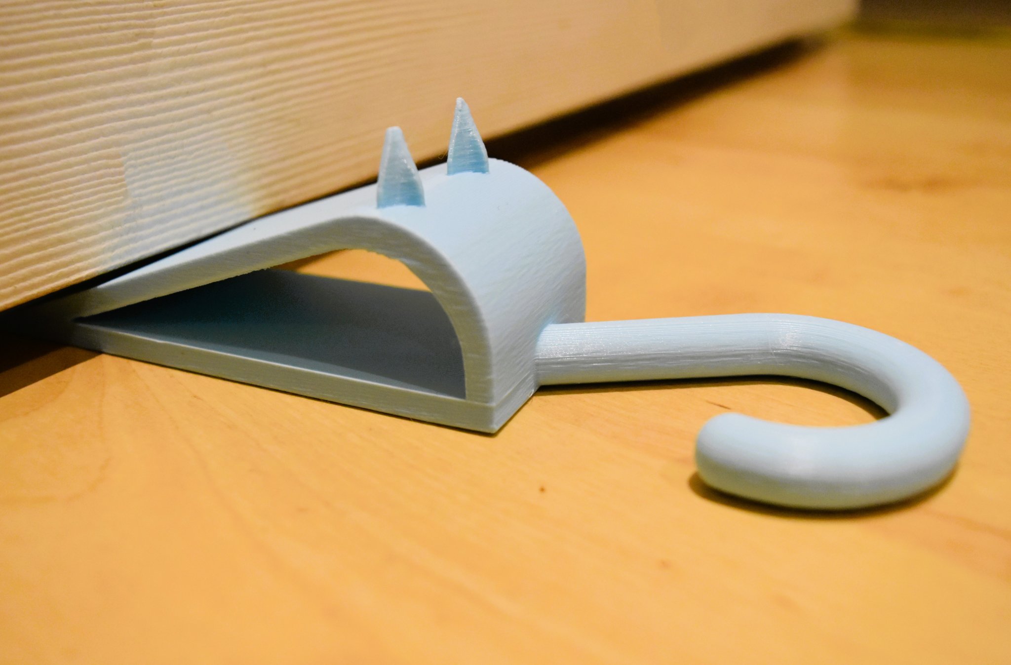 Giá đỡ cửa mèo dễ thương treo đuôi