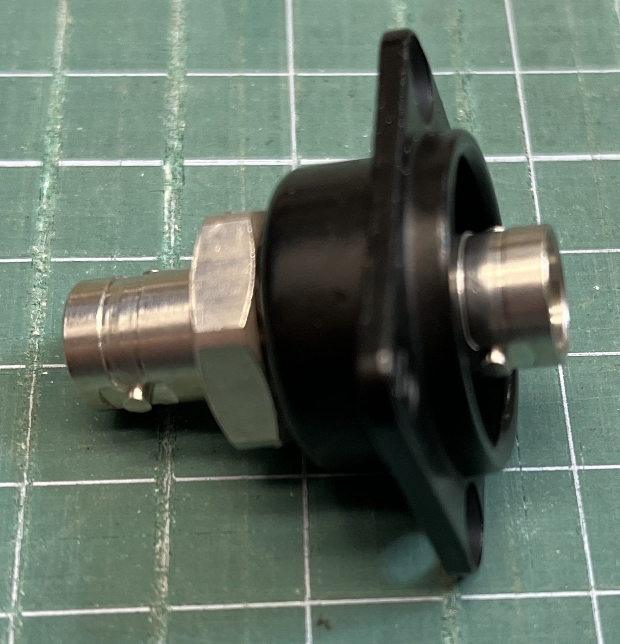 Bộ điều hợp BNC Neutrik D Series cho kết nối dễ dàng