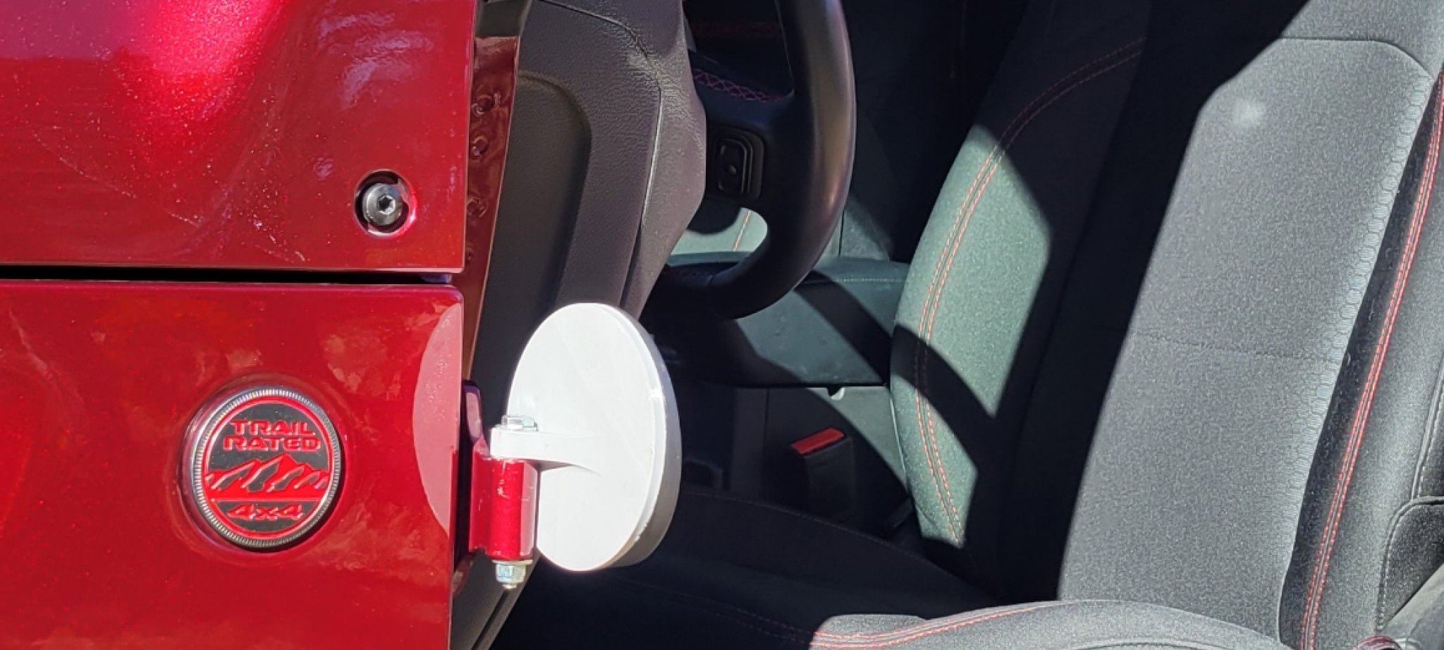 Giá đỡ gương cho Jeep khi tháo cửa