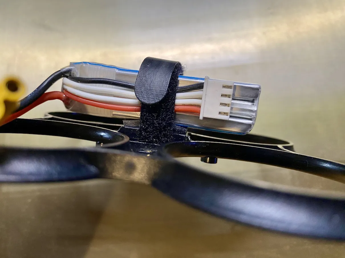 Bảng pin BetaFPV Pavo Pico với đệm chống trượt