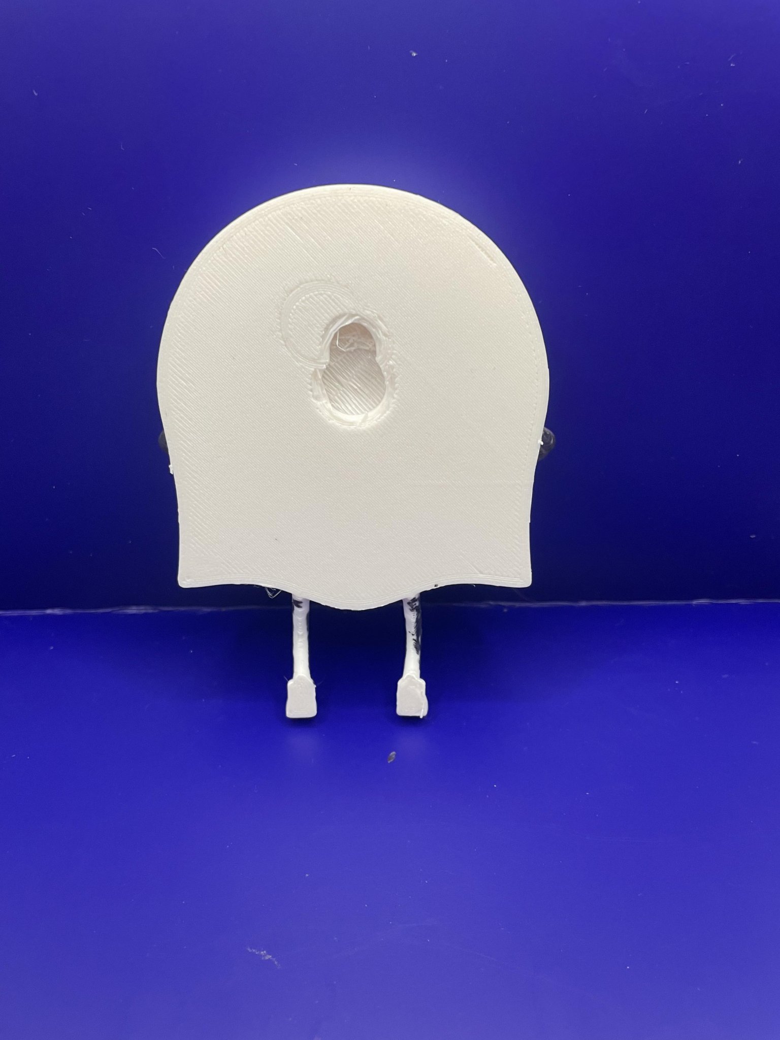 Giá đỡ tường Miss Minutes ma quái từ series Loki