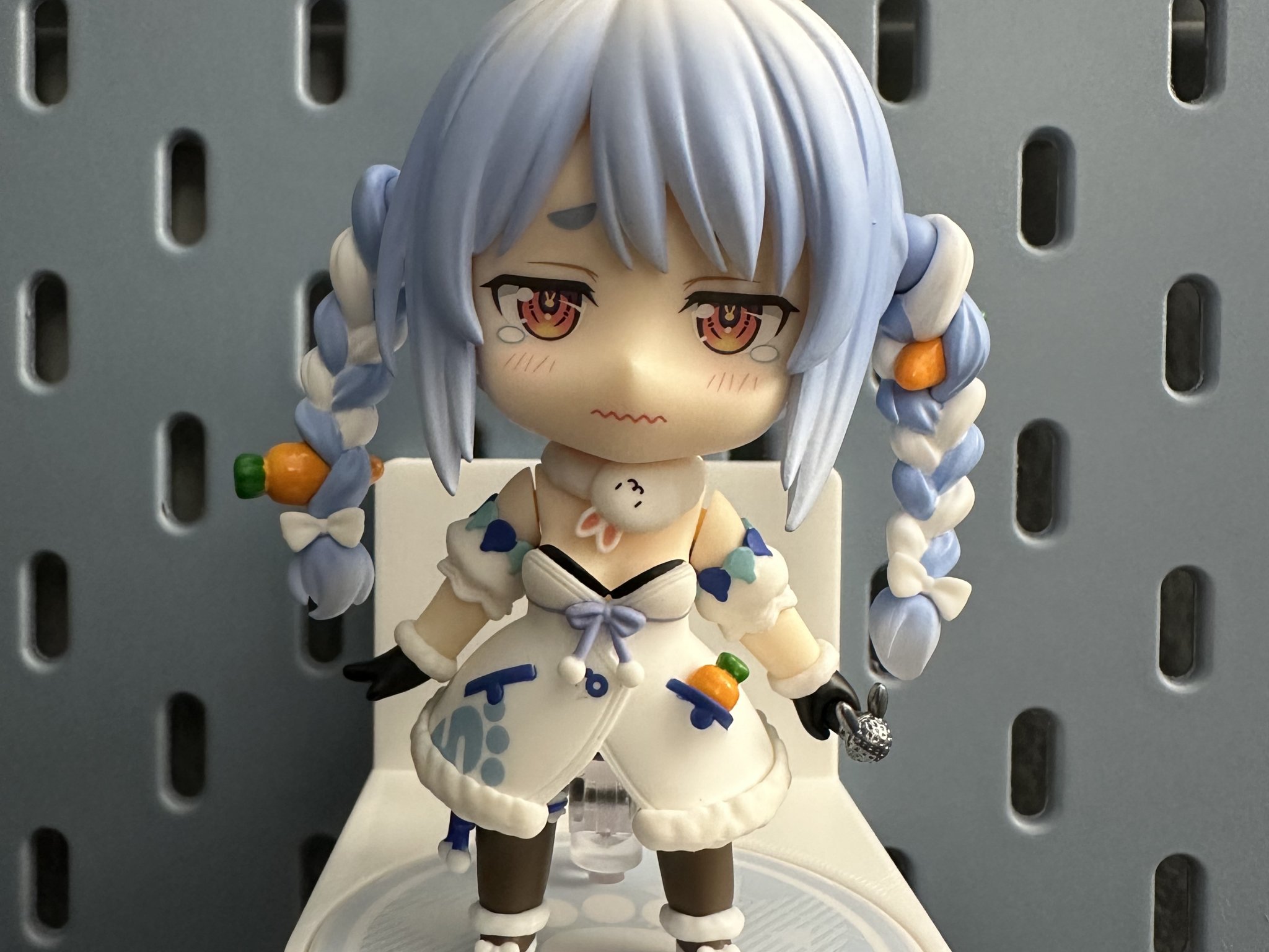 Giá đỡ Nendoroid với đế 60mm IKEA Skadis