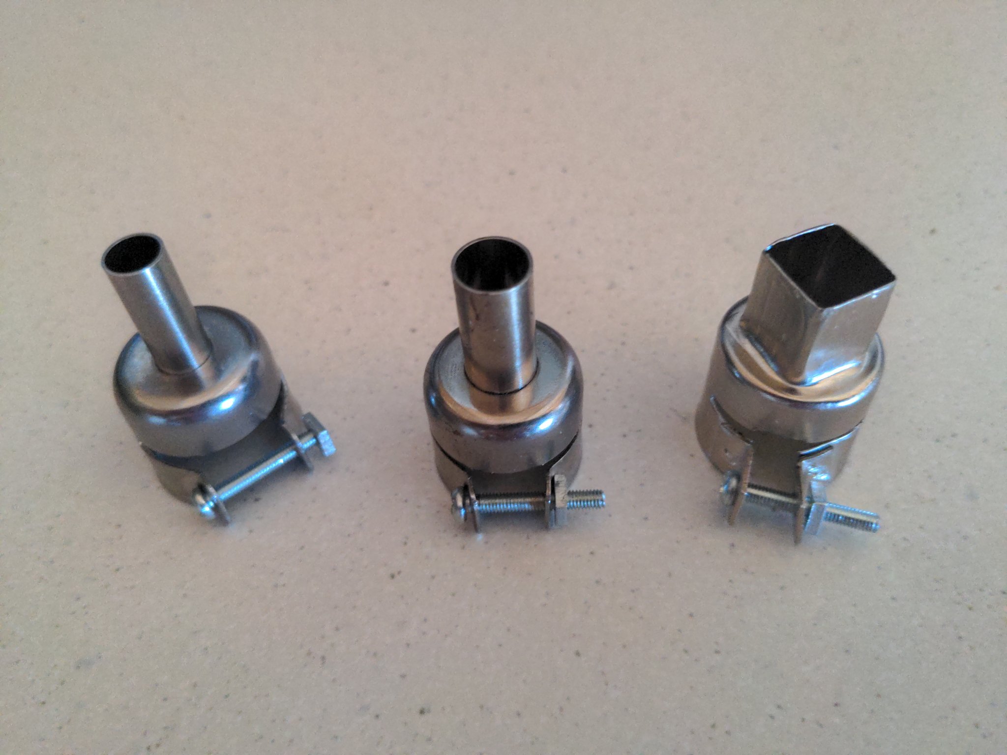 Giá đỡ đầu phun cho trạm hàn YIHUA 858D