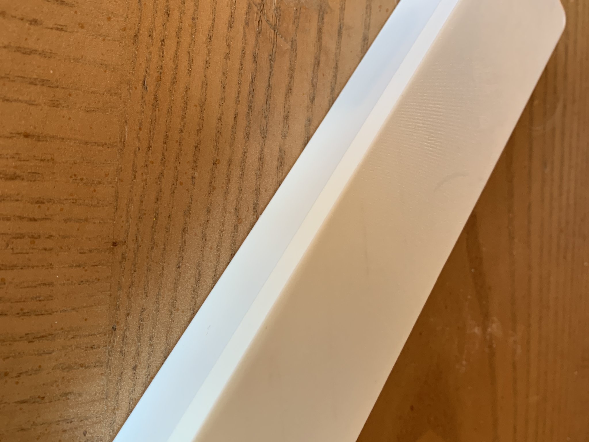 Hộp lưu trữ đơn giản có nắp cho bút vẽ và bút chì