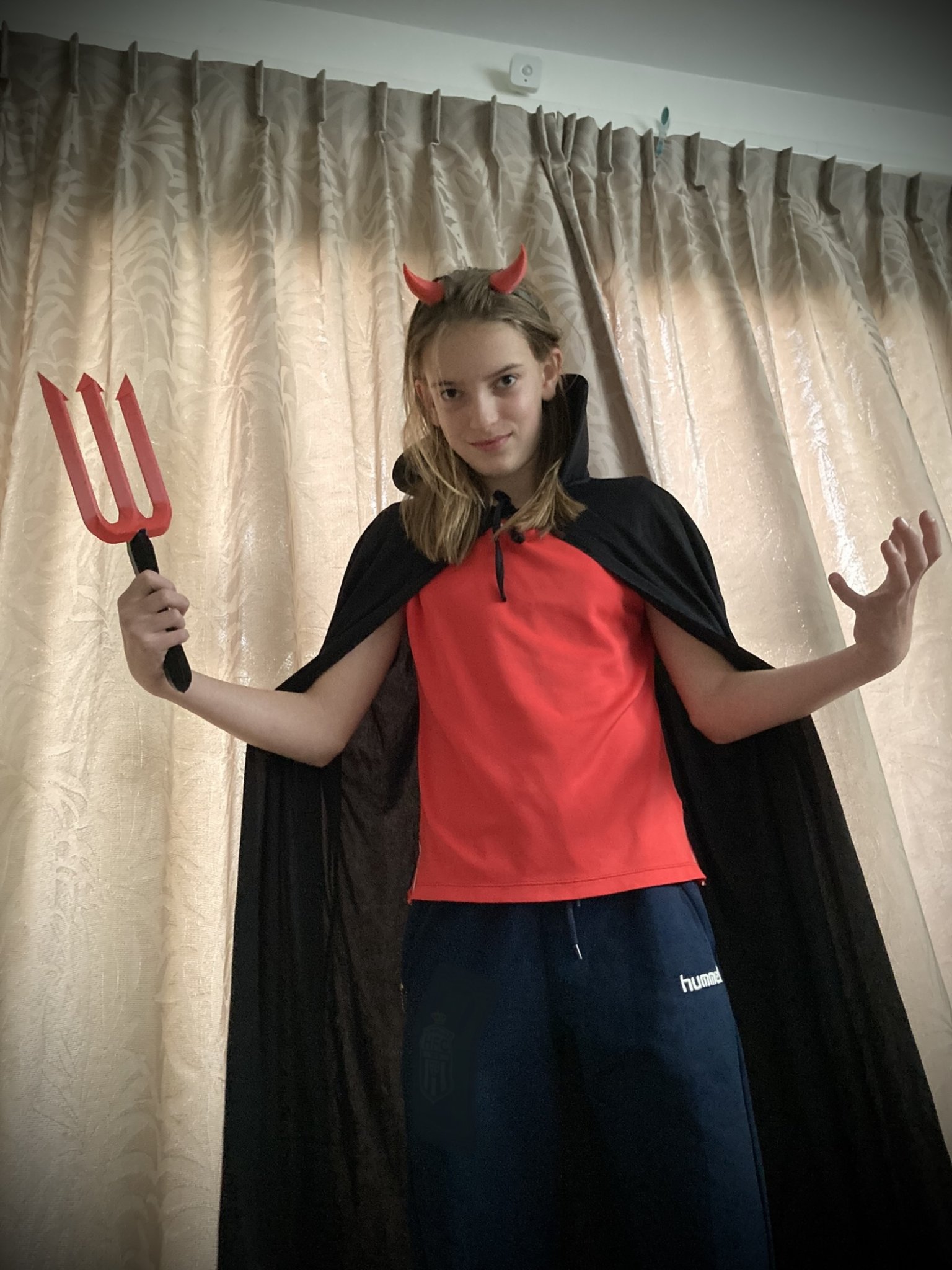 Trang phục quỷ cho Halloween không cần hỗ trợ