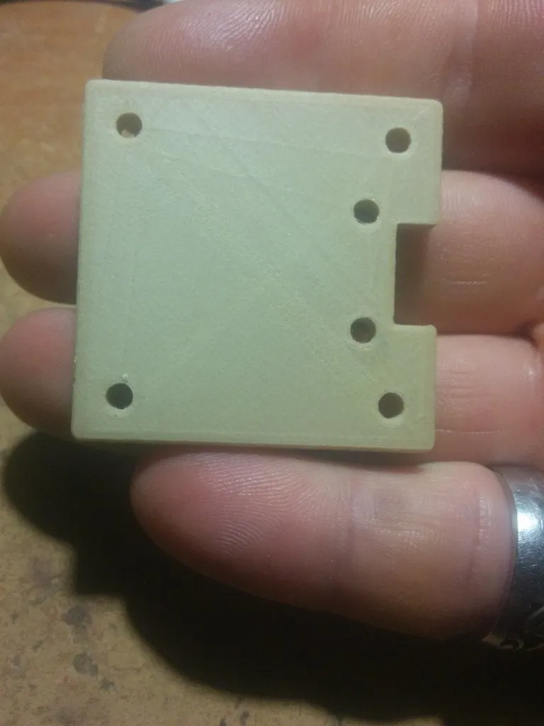 Mô hình A10 đầu tiên cho máy in 3D Geeetech