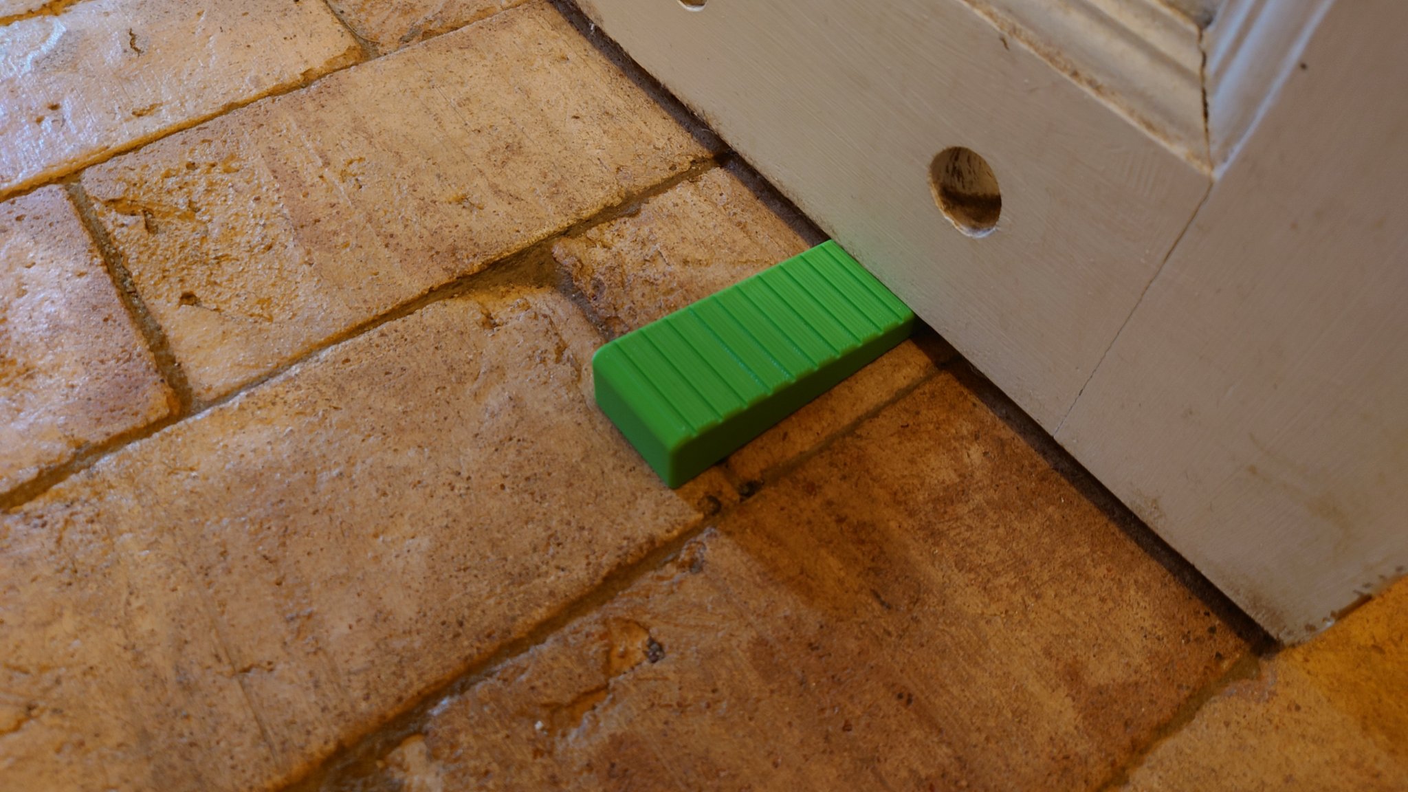 Chặn cửa đa năng với hai kích thước điều chỉnh