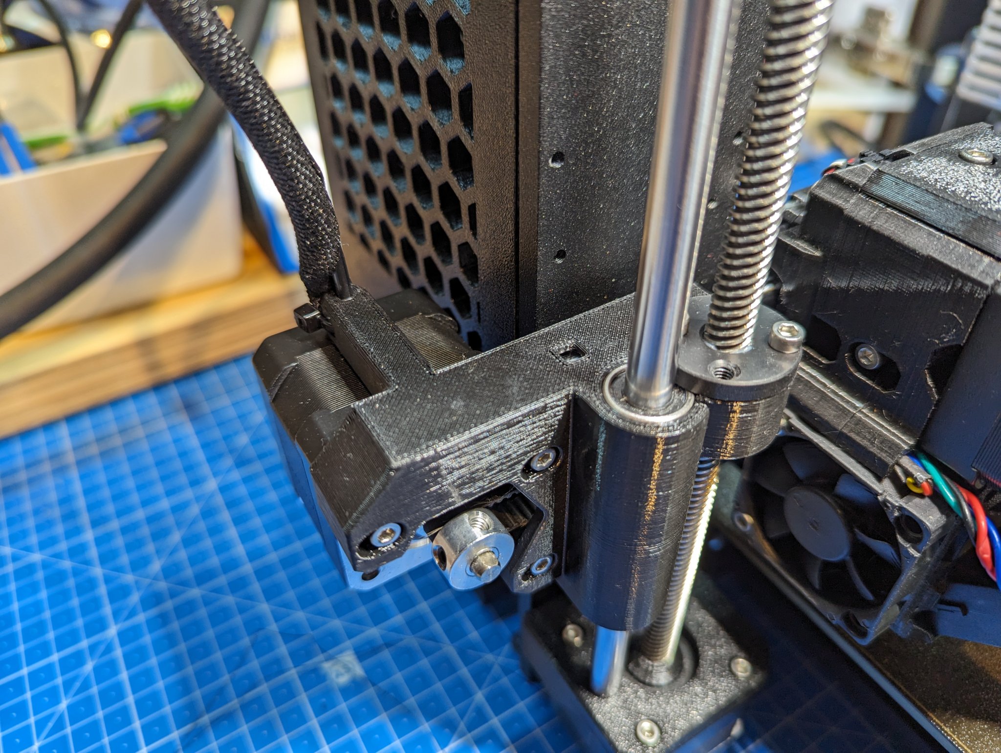 Giải phóng căng thẳng cho động cơ trục x Prusa MK3