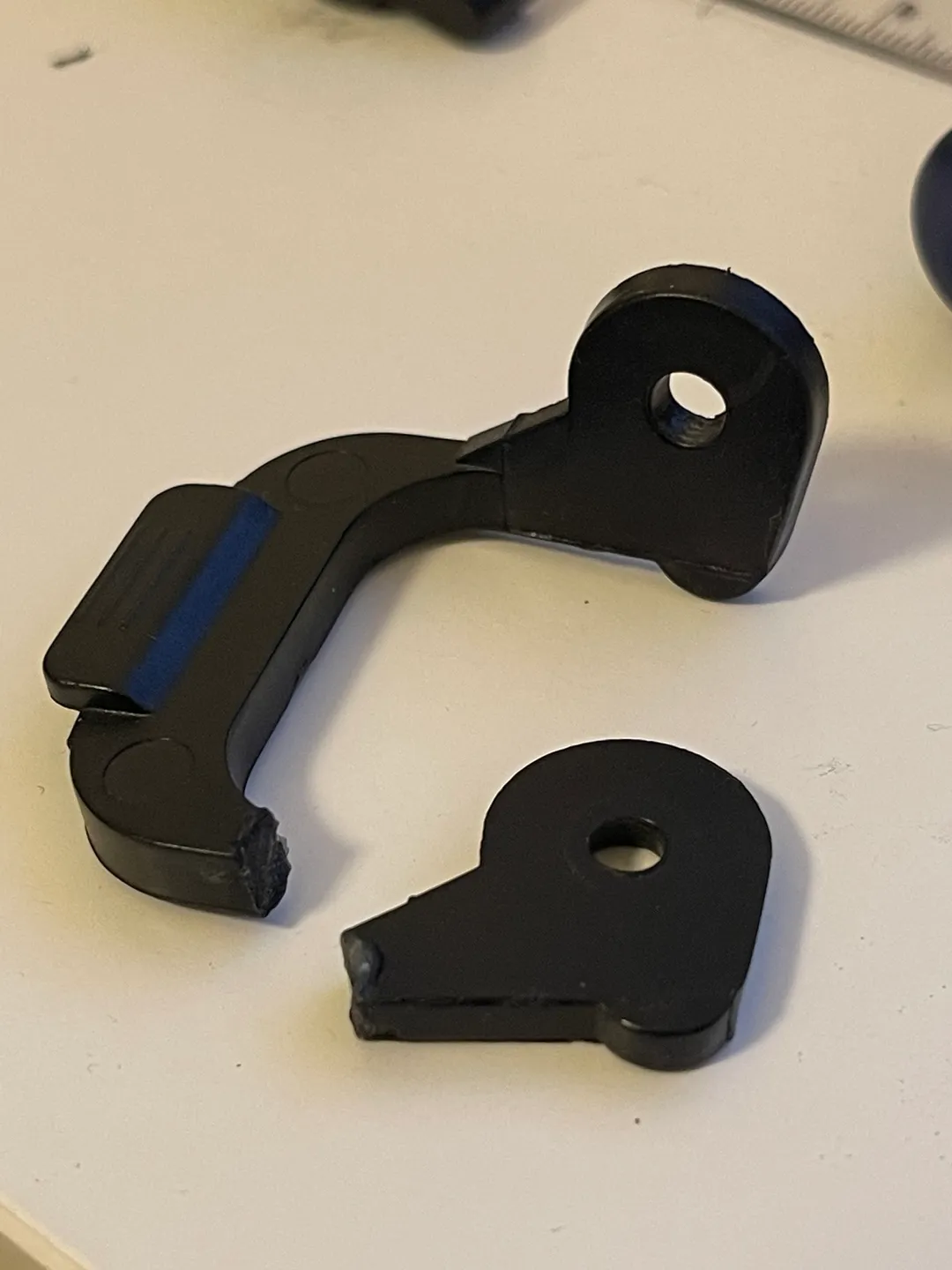 Tay cầm thay thế cho giá đỡ camera GoPro trên eBay