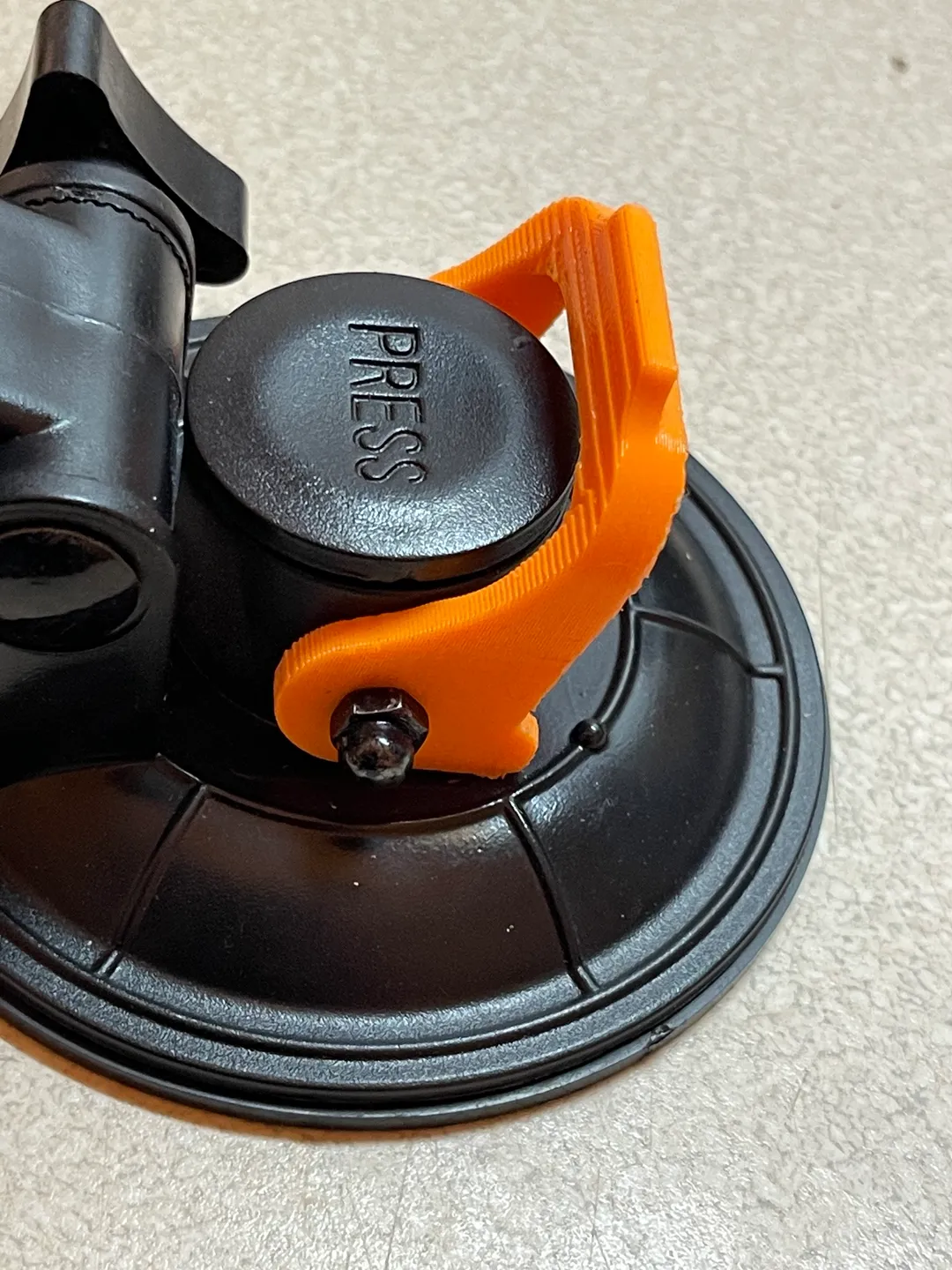 Tay cầm thay thế cho giá đỡ camera GoPro trên eBay