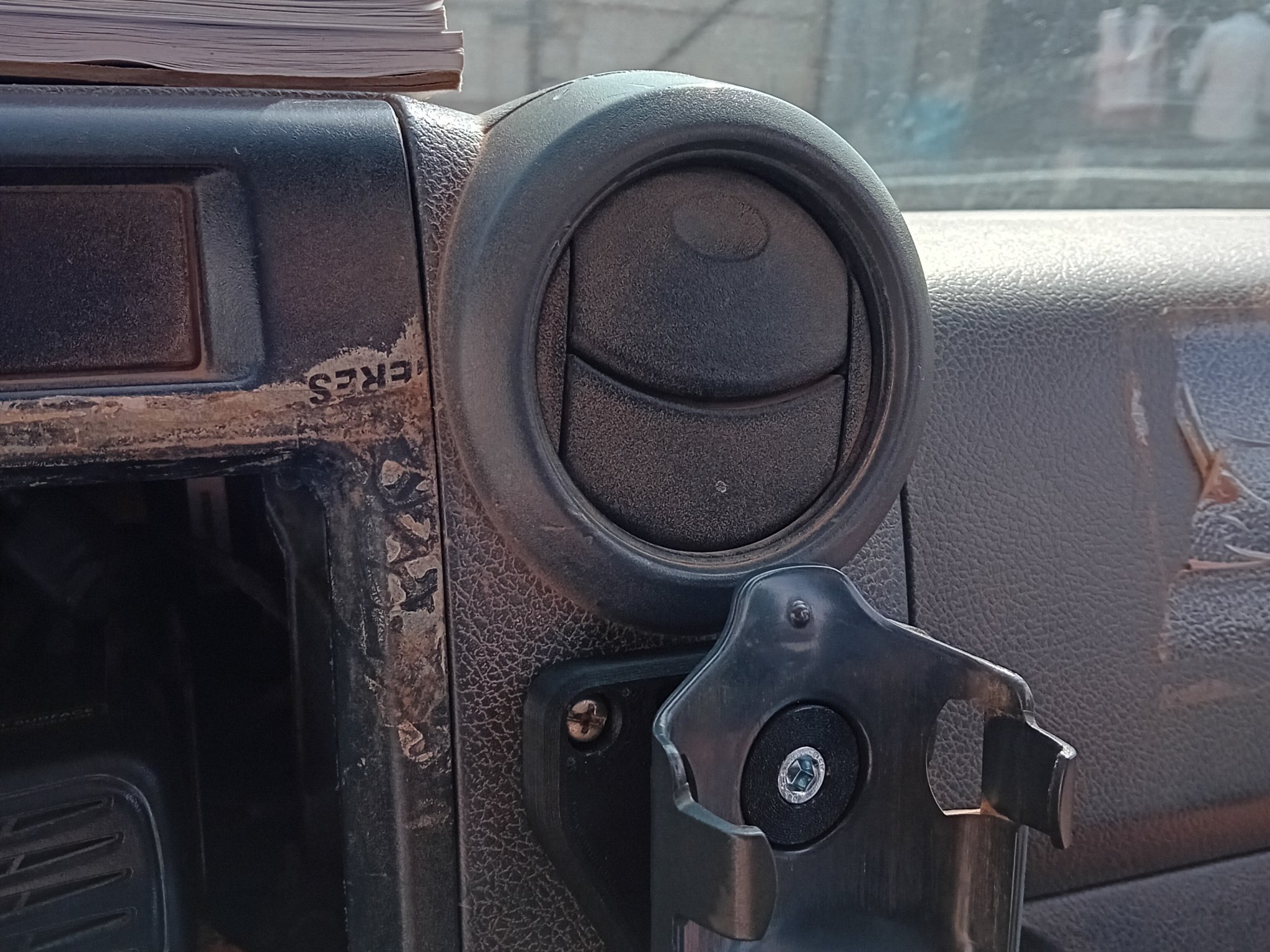 Giá đỡ tay cầm radio HF cho ô tô trên bảng điều khiển