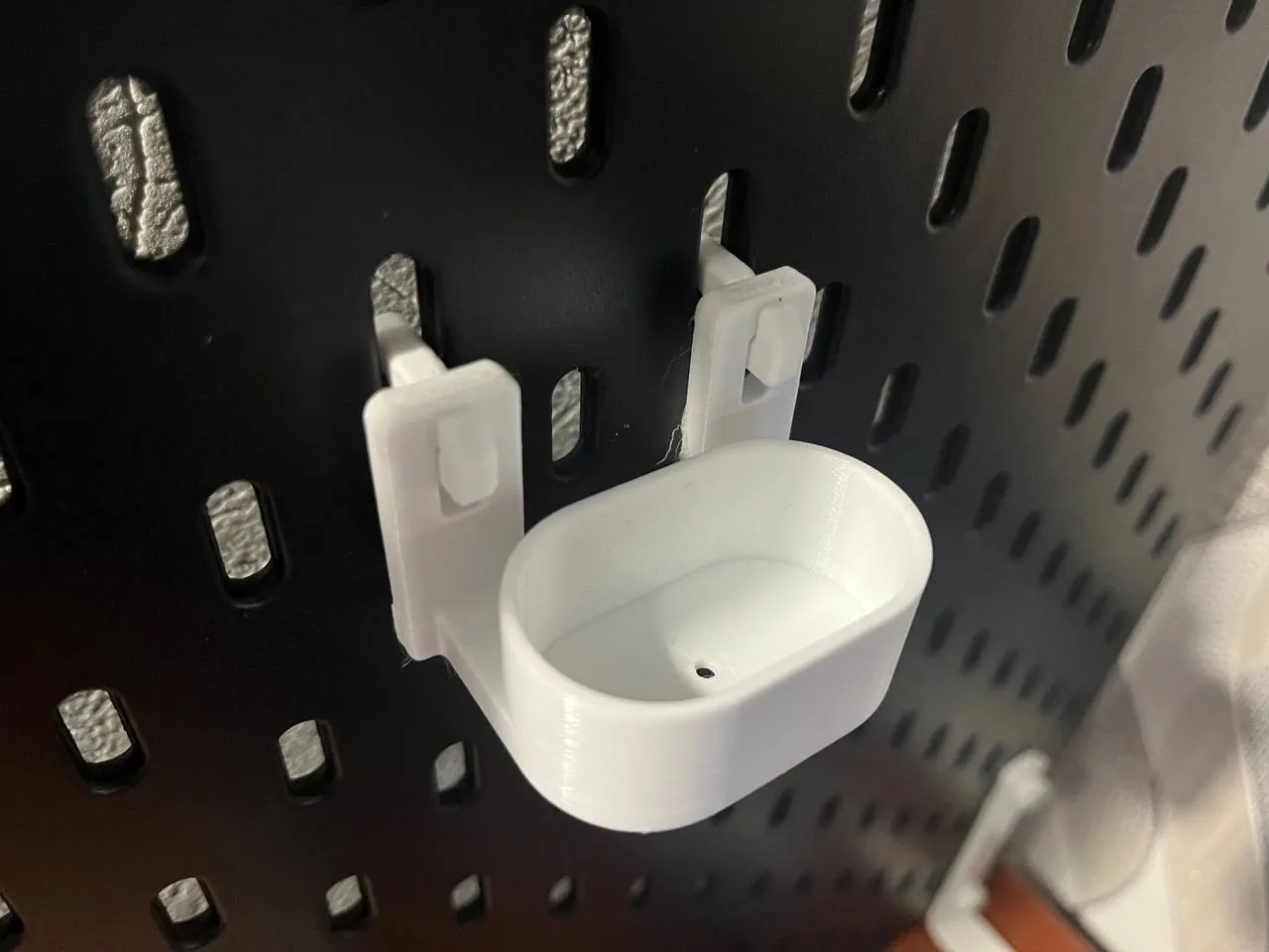 Giá đỡ súng bắn keo Wowstick Mini cho bảng ghim IKEA Skadis