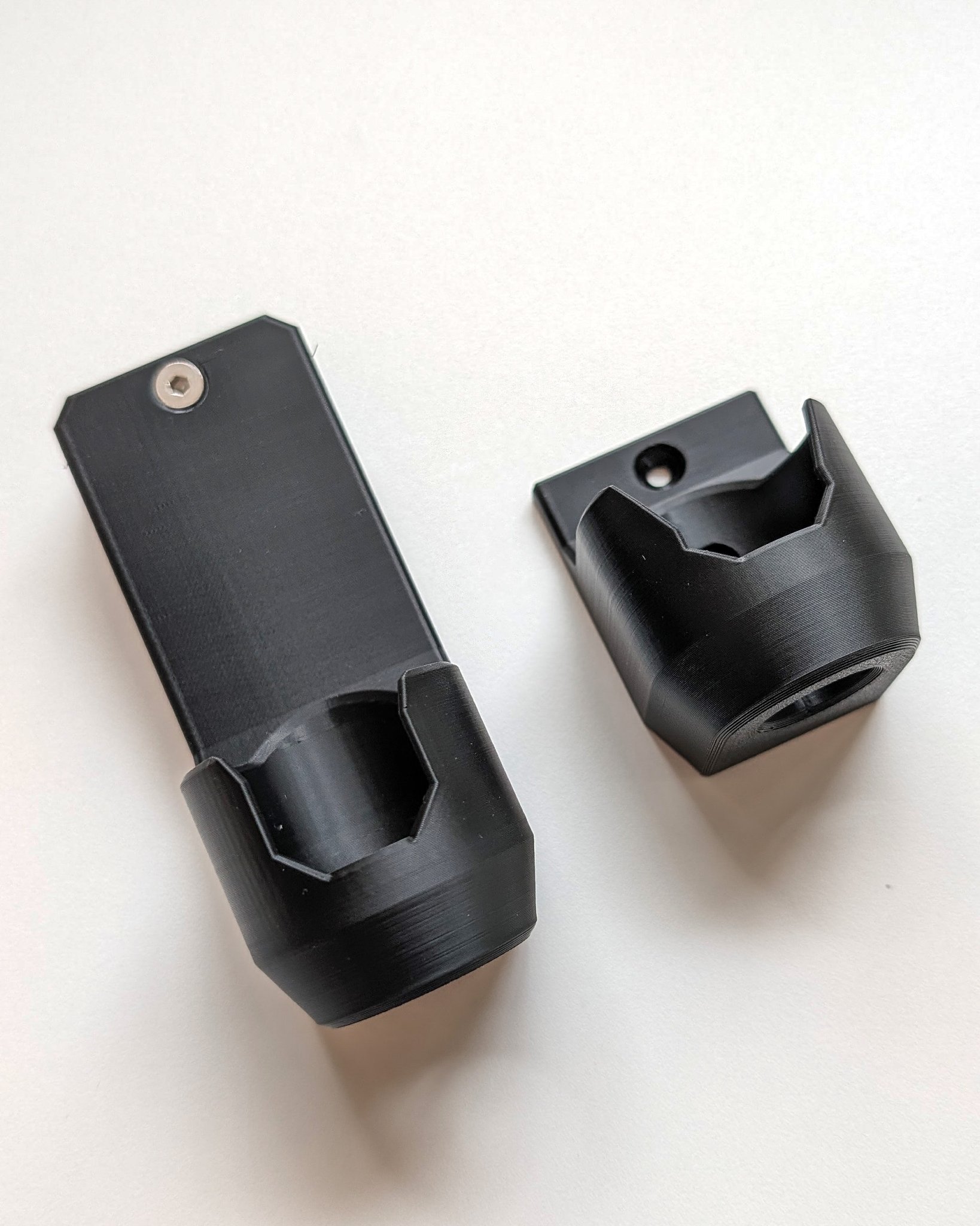 Giá treo tường và Móc Cài Kiểu Pháp cho Flex SD 5-300 4.0 hoặc Denali Akku Stick