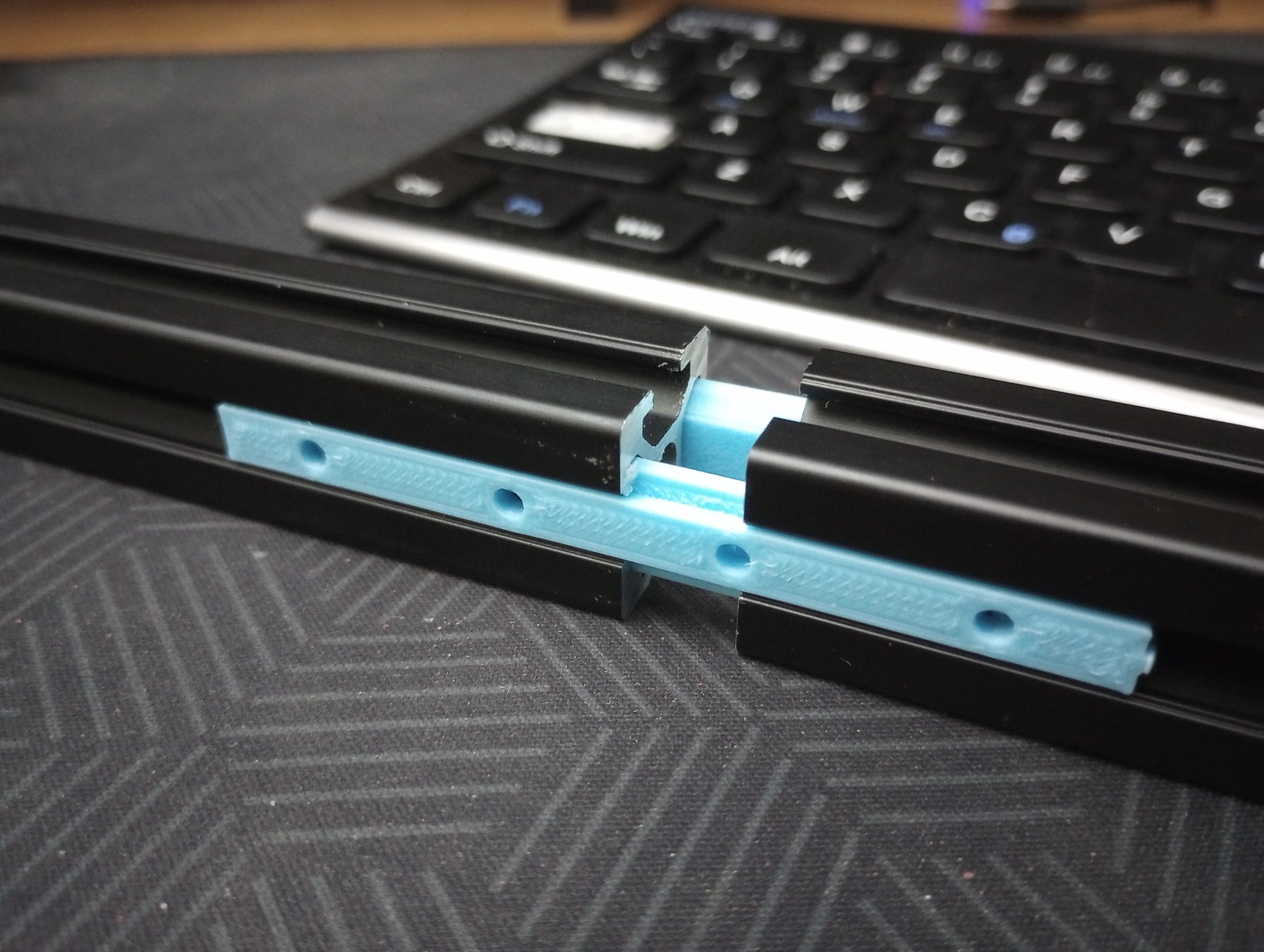 Kết nối đầu vào cho thanh nhôm 2020 chắc chắn