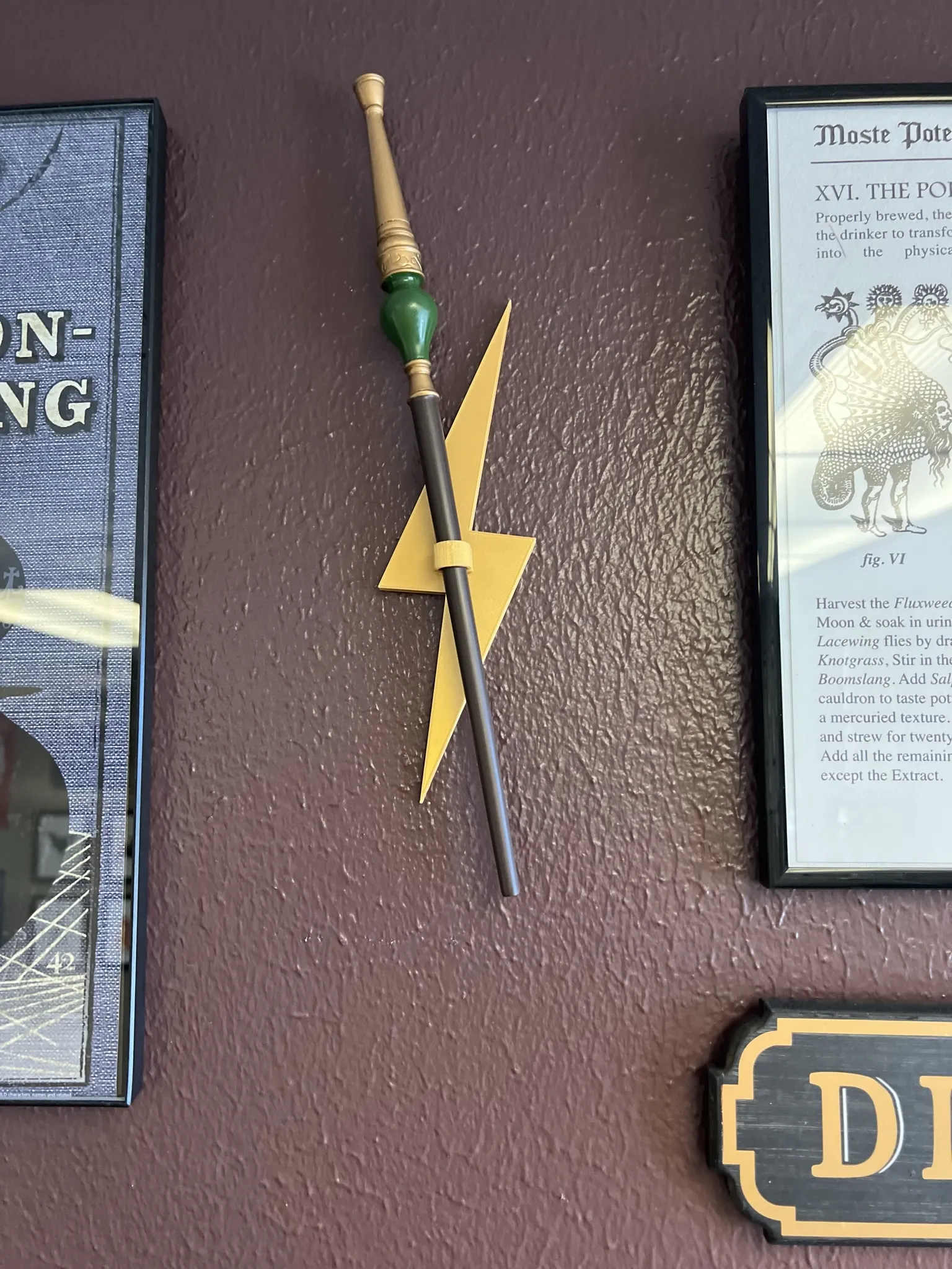 Giá đỡ tia sét cơ bản cho đũa phép