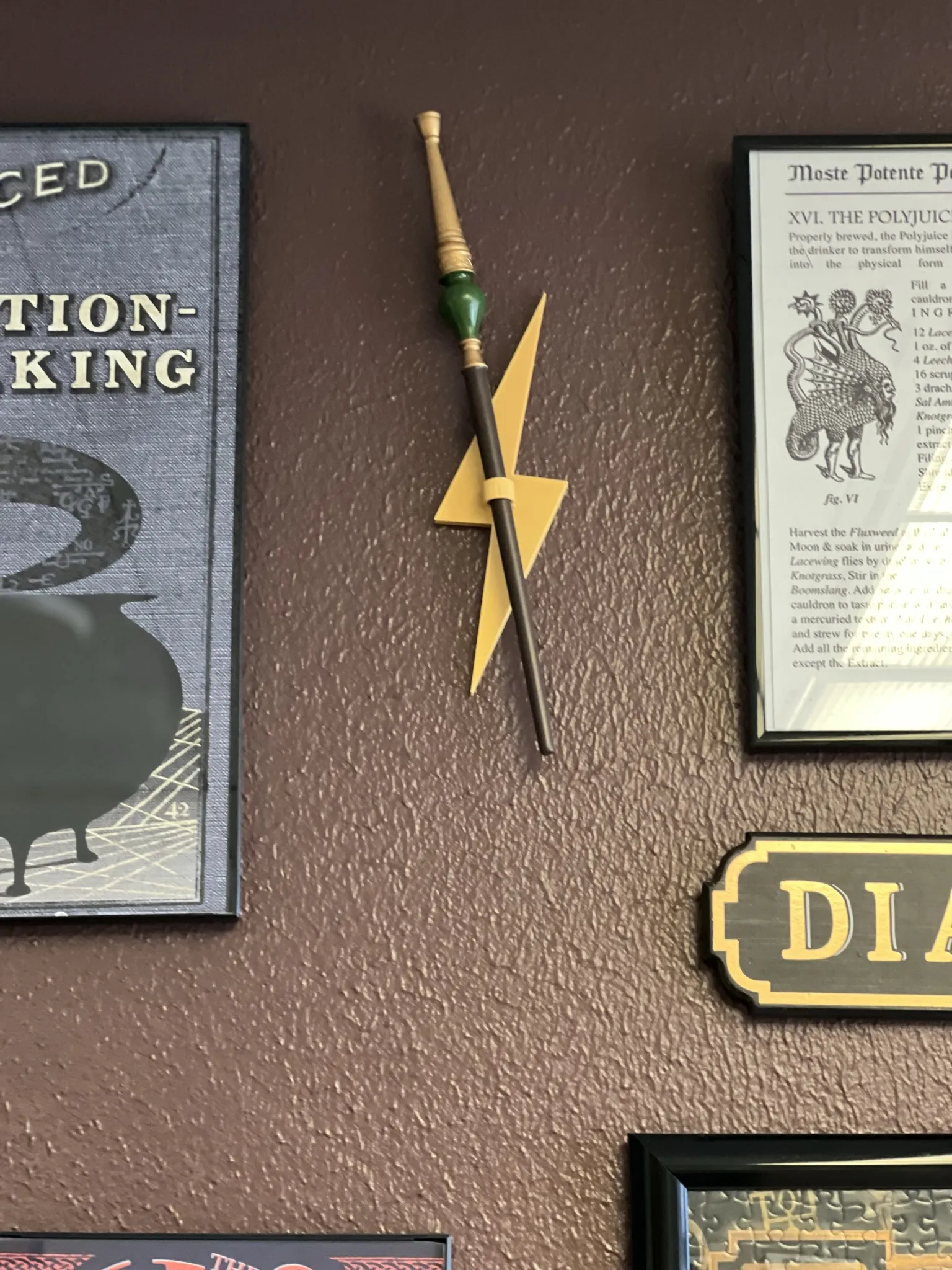 Giá đỡ tia sét cơ bản cho đũa phép