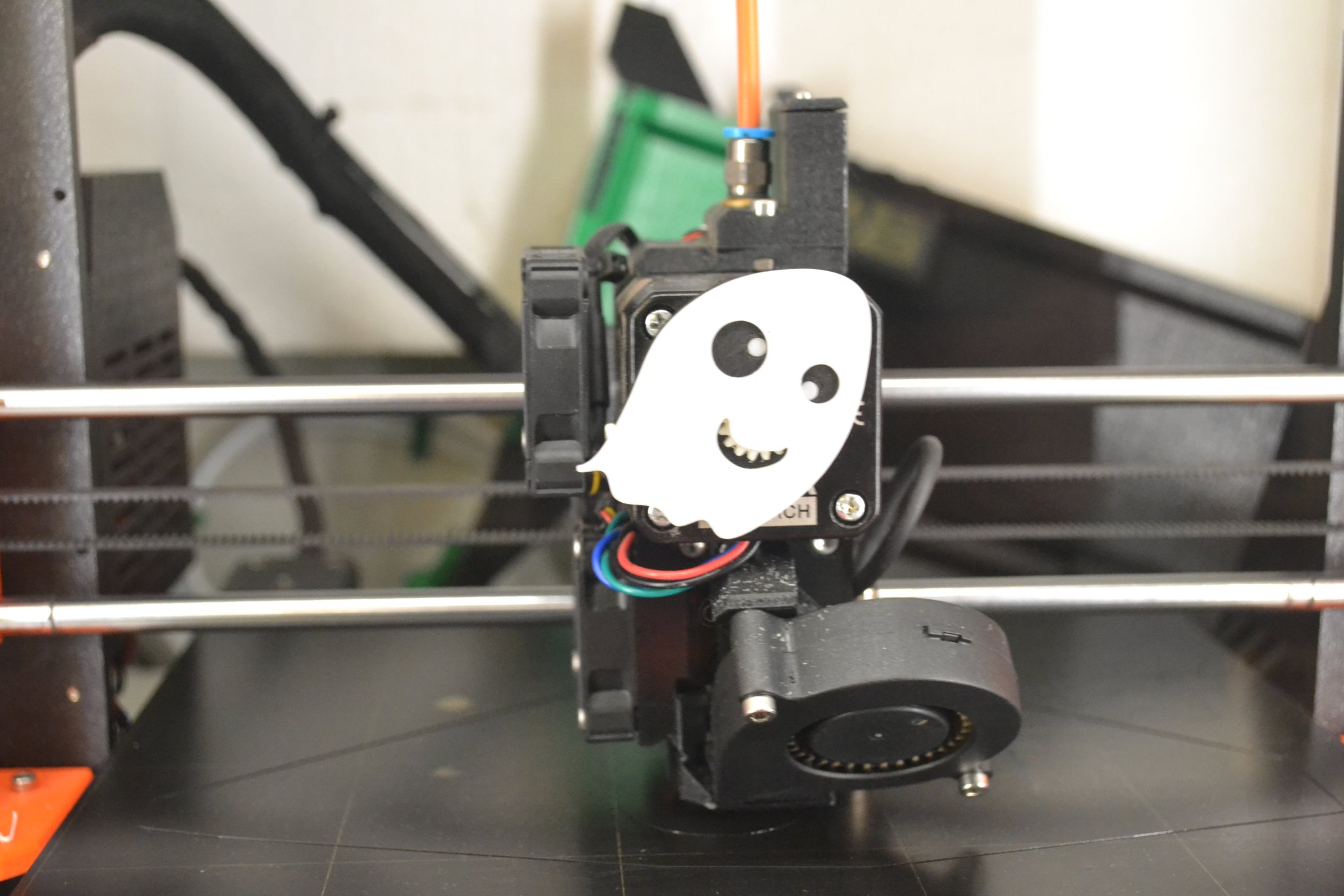 Rolli - Nhân vật ma quái chỉ báo cho máy in 3D