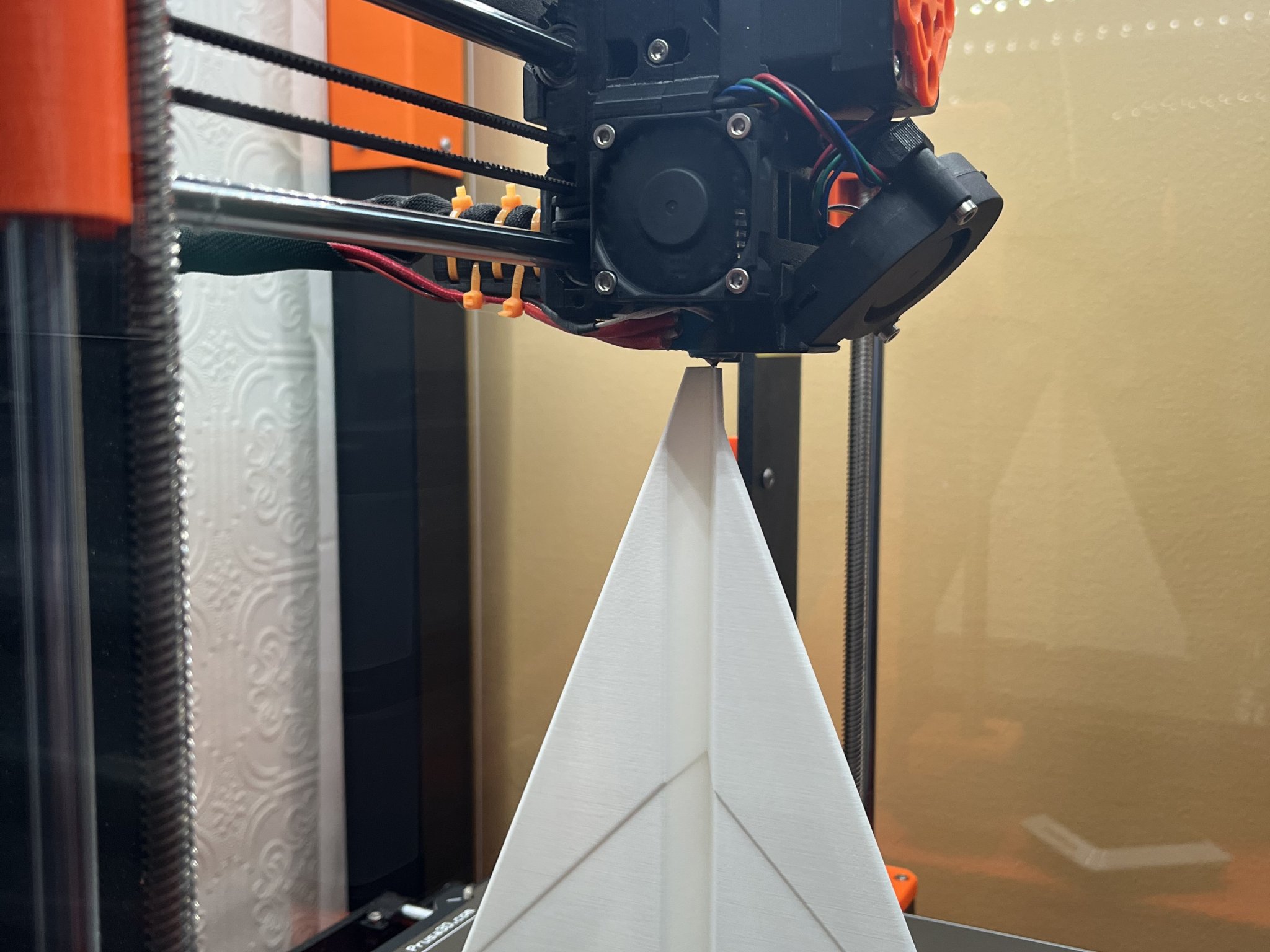 Máy bay giấy chế độ bình hoa in 3D