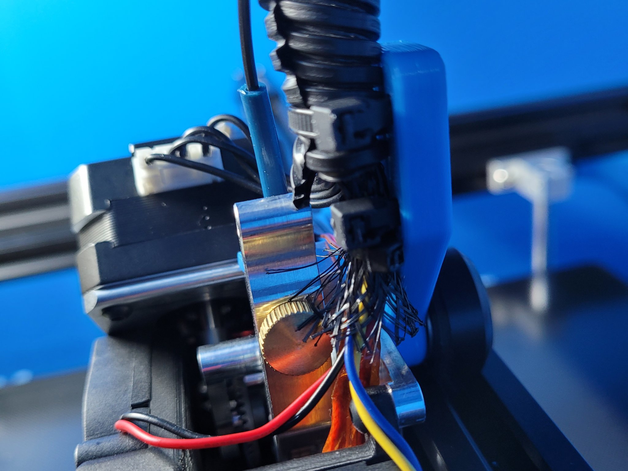 Giá đỡ dây cáp cho máy in Ender 5 Plus Micro Swiss NG