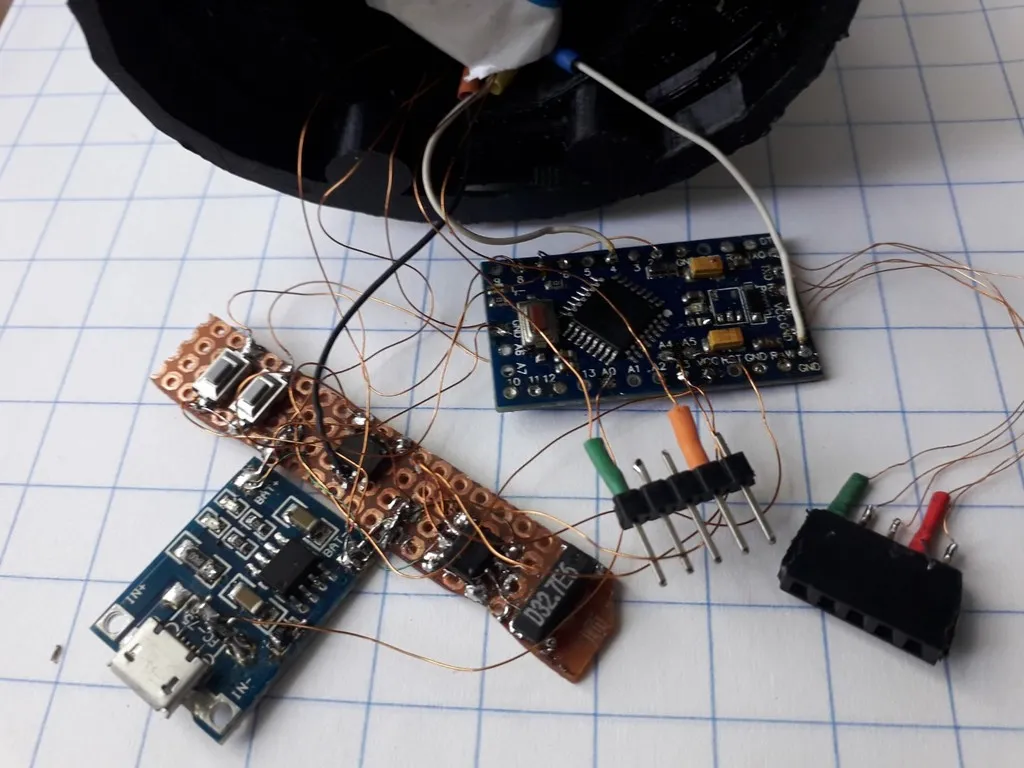 Đồng hồ nhị phân trong chai thủy tinh