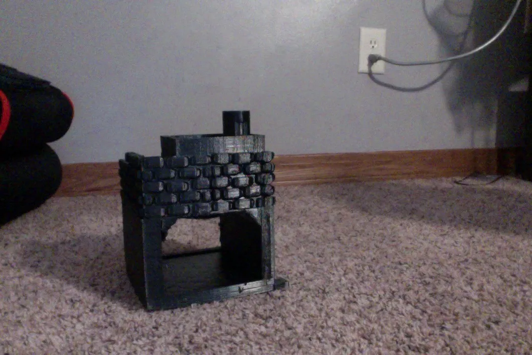 Đài phun nước lớn sử dụng chai nước độc đáo