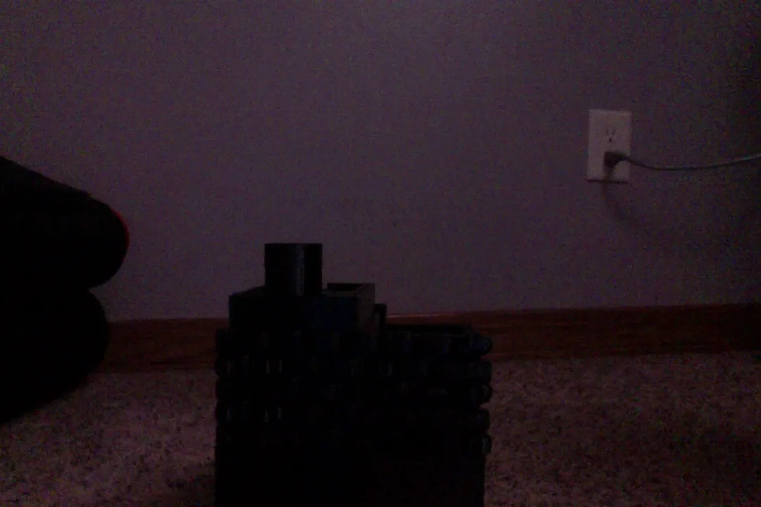 Đài phun nước lớn sử dụng chai nước độc đáo