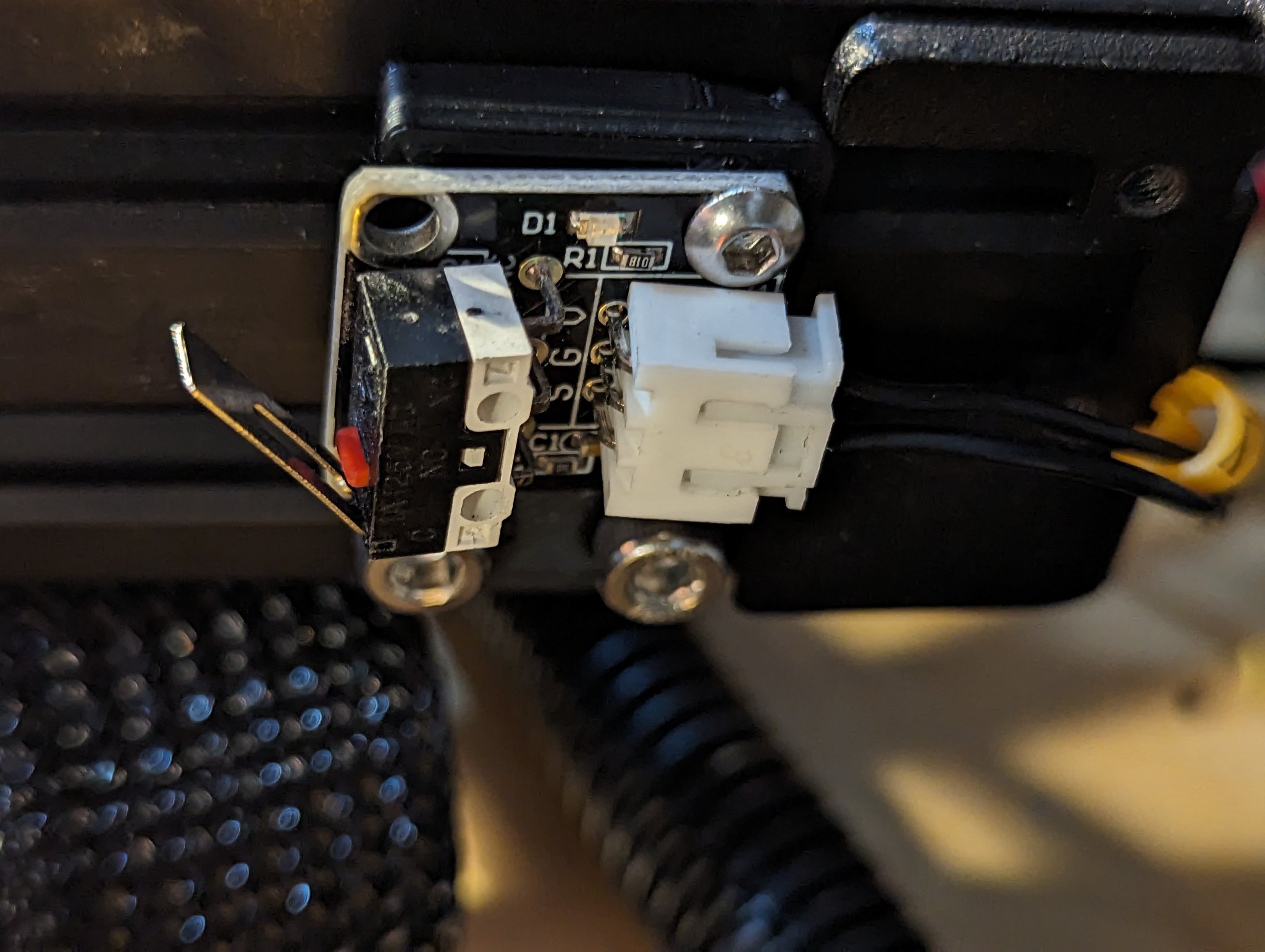 Công tắc giới hạn trục Y cho máy in Ender 3 Pro