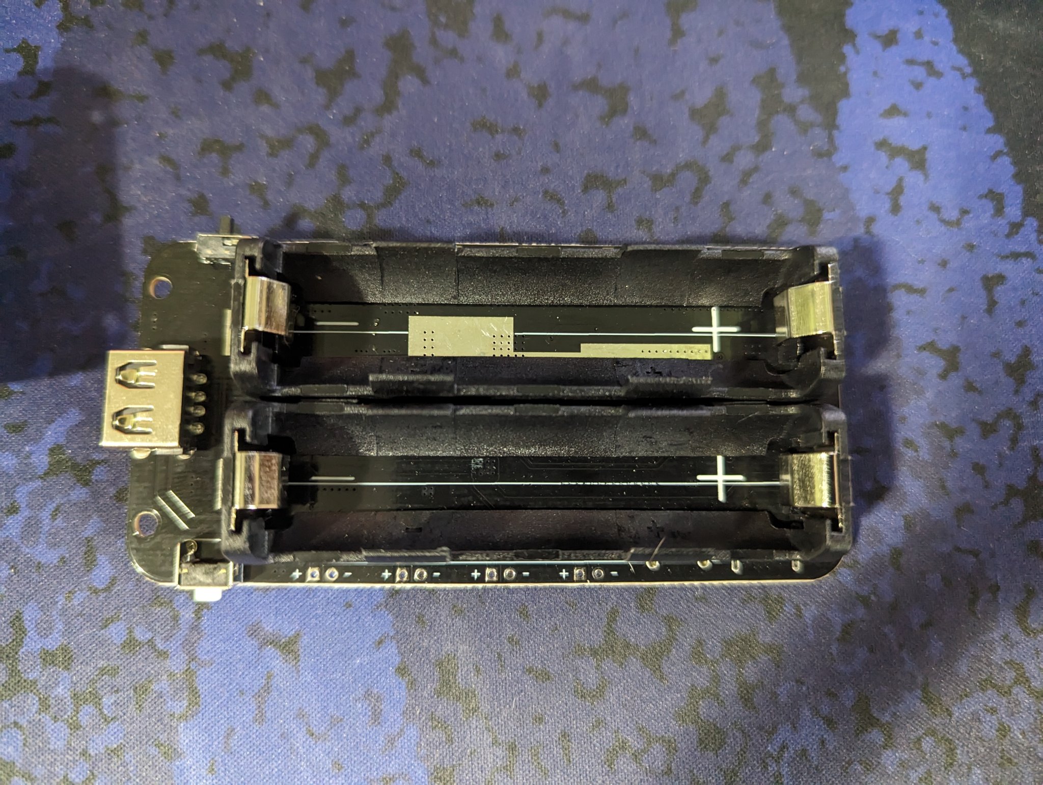 Vỏ bảo vệ cho pin sạc USB dual 18650