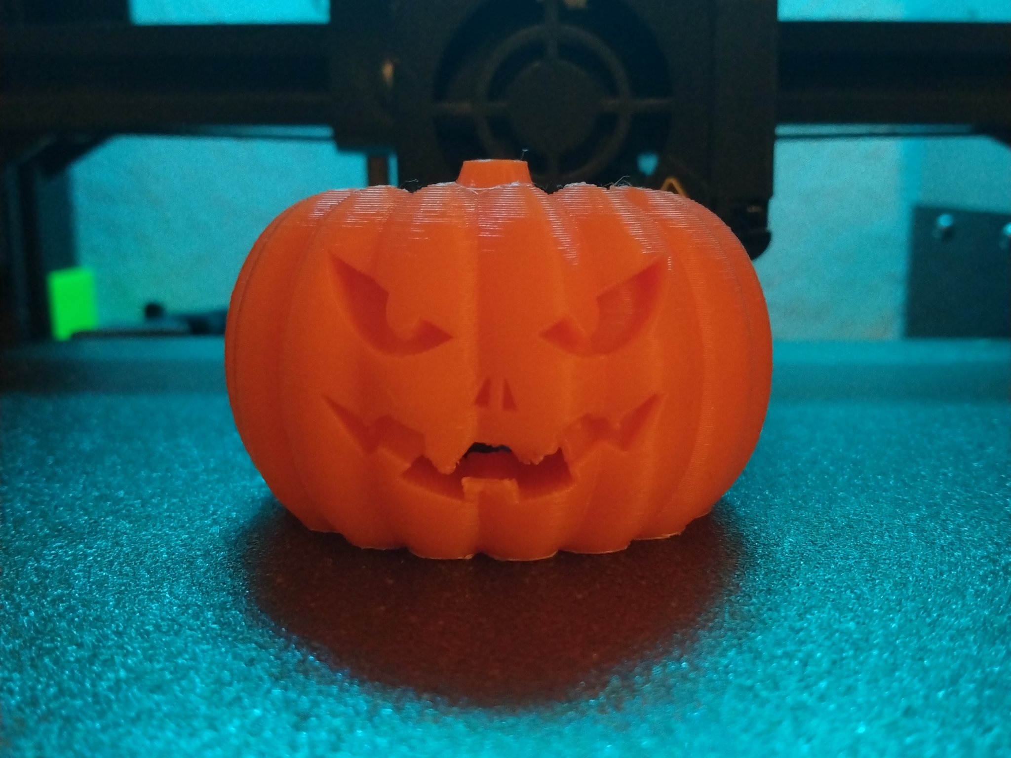 Máy phân phối xà phòng dạng bình bí ngô Jack O'Lantern