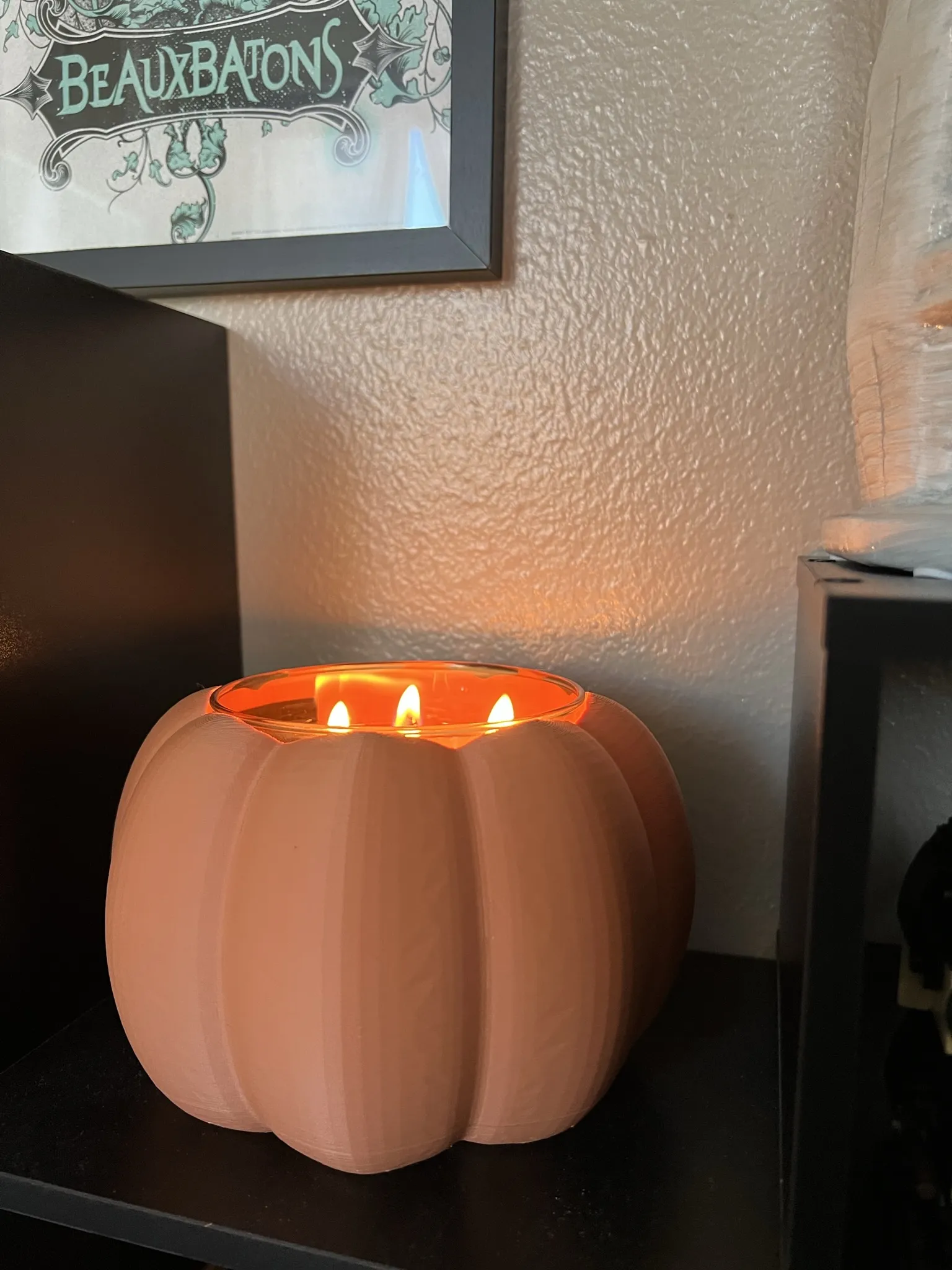 Giá đỡ nến hình bí ngô cho nến 3 wicks Bath and Body Works