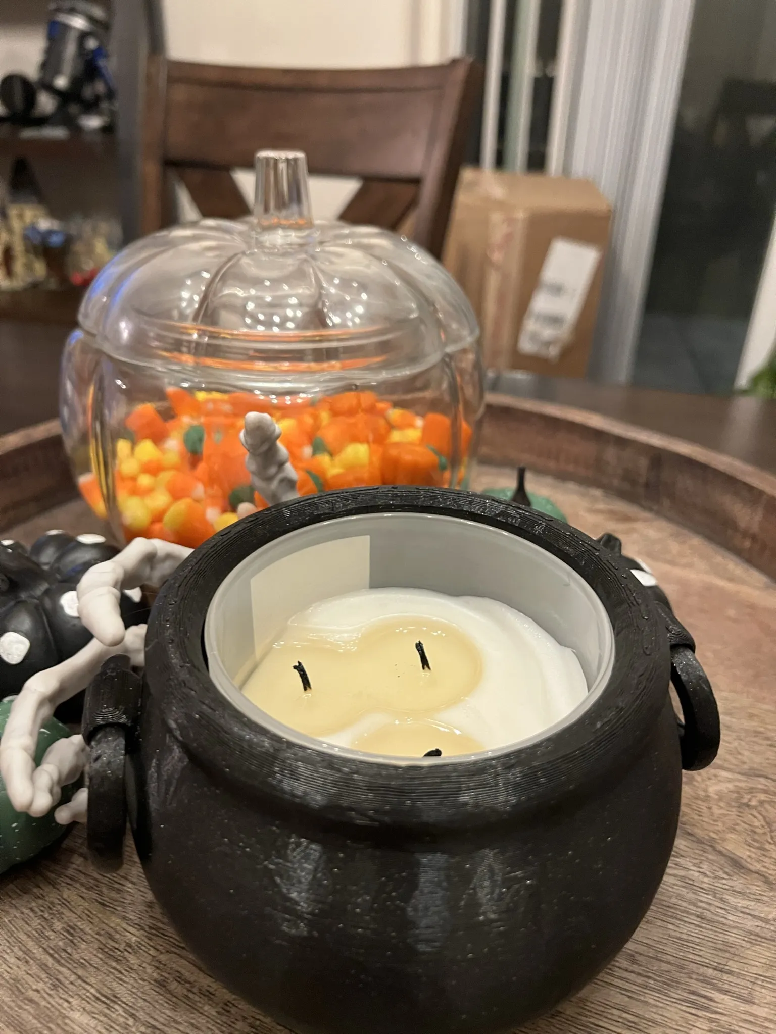 Nồi phép thuật có tay cầm di động - Giá nến decor