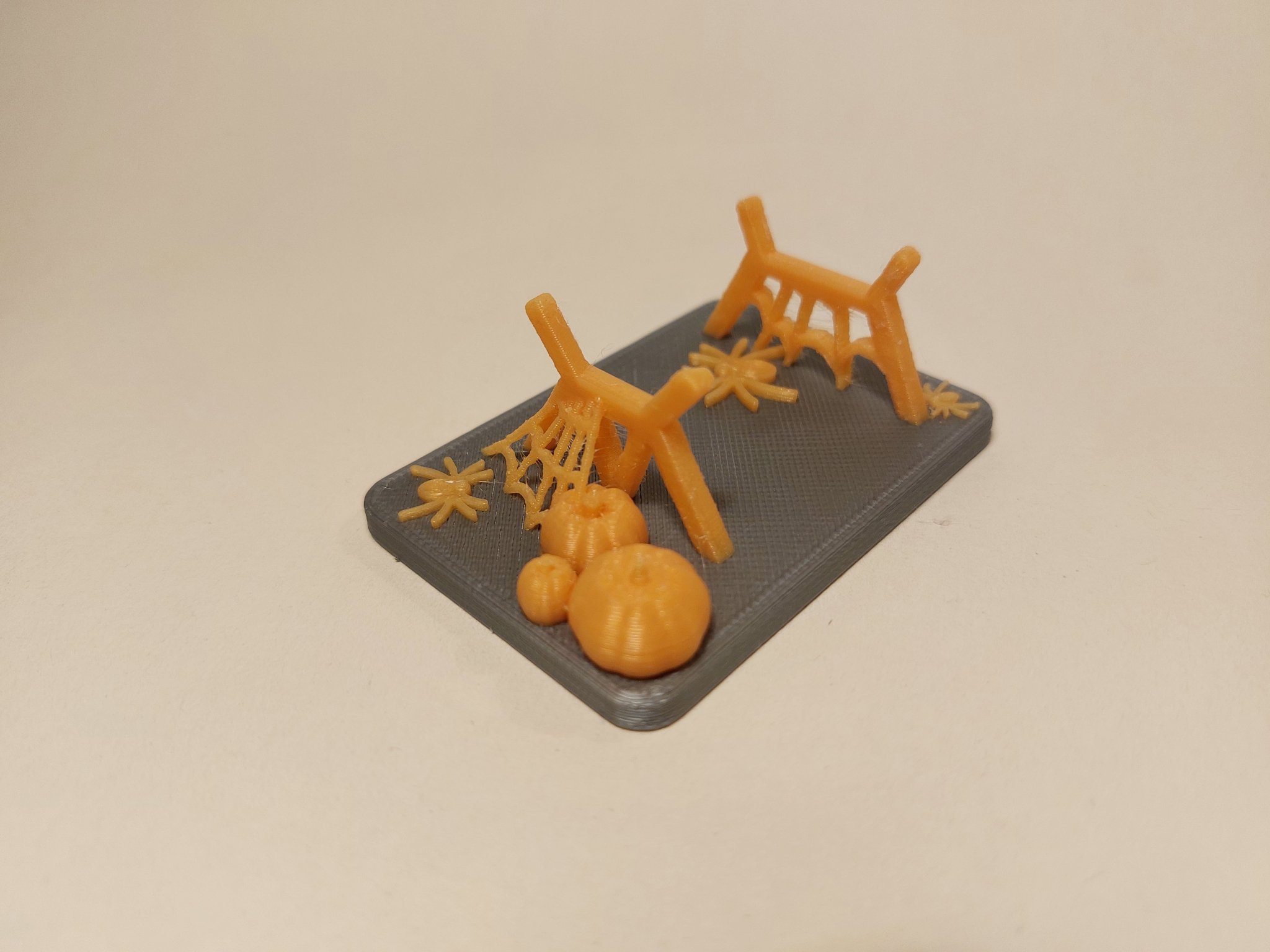 Banchy Dry Dock trang trí Halloween độc đáo