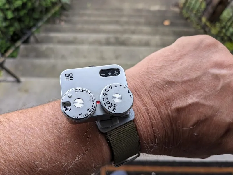 Dây đeo đồng hồ 20mm với chân lạnh cho thiết bị nhỏ