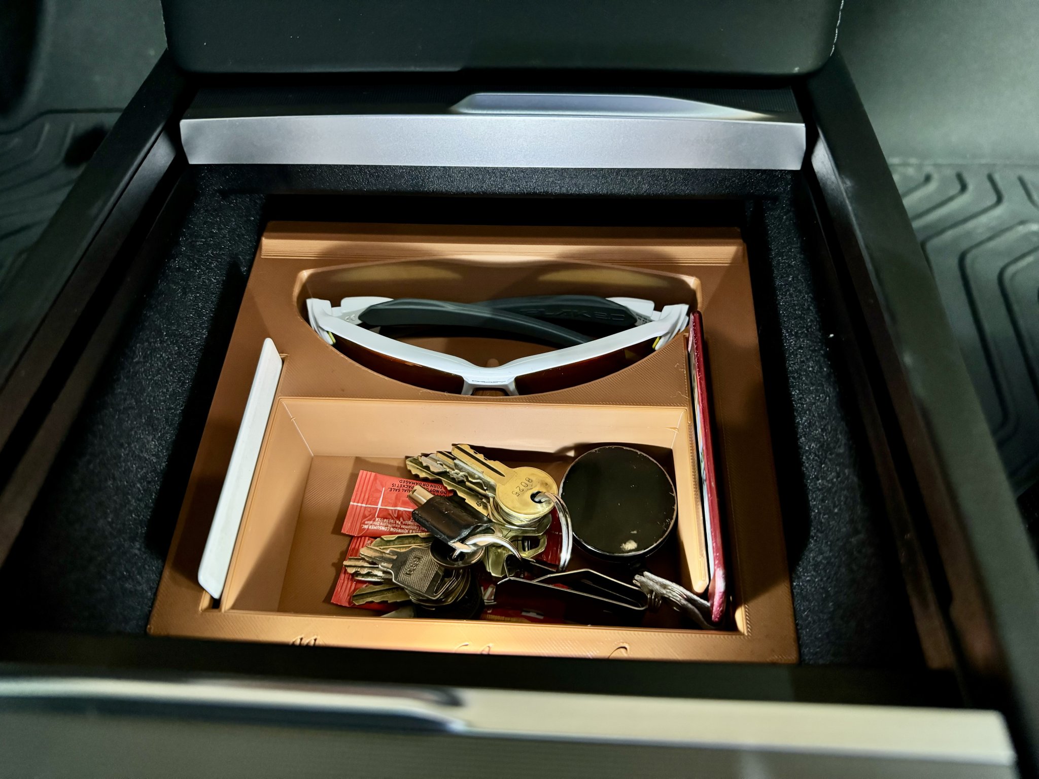 Tesla Model 3 Highland 2024 - Nắp Trượt Bảng Điều Khiển Trung Tâm Trước