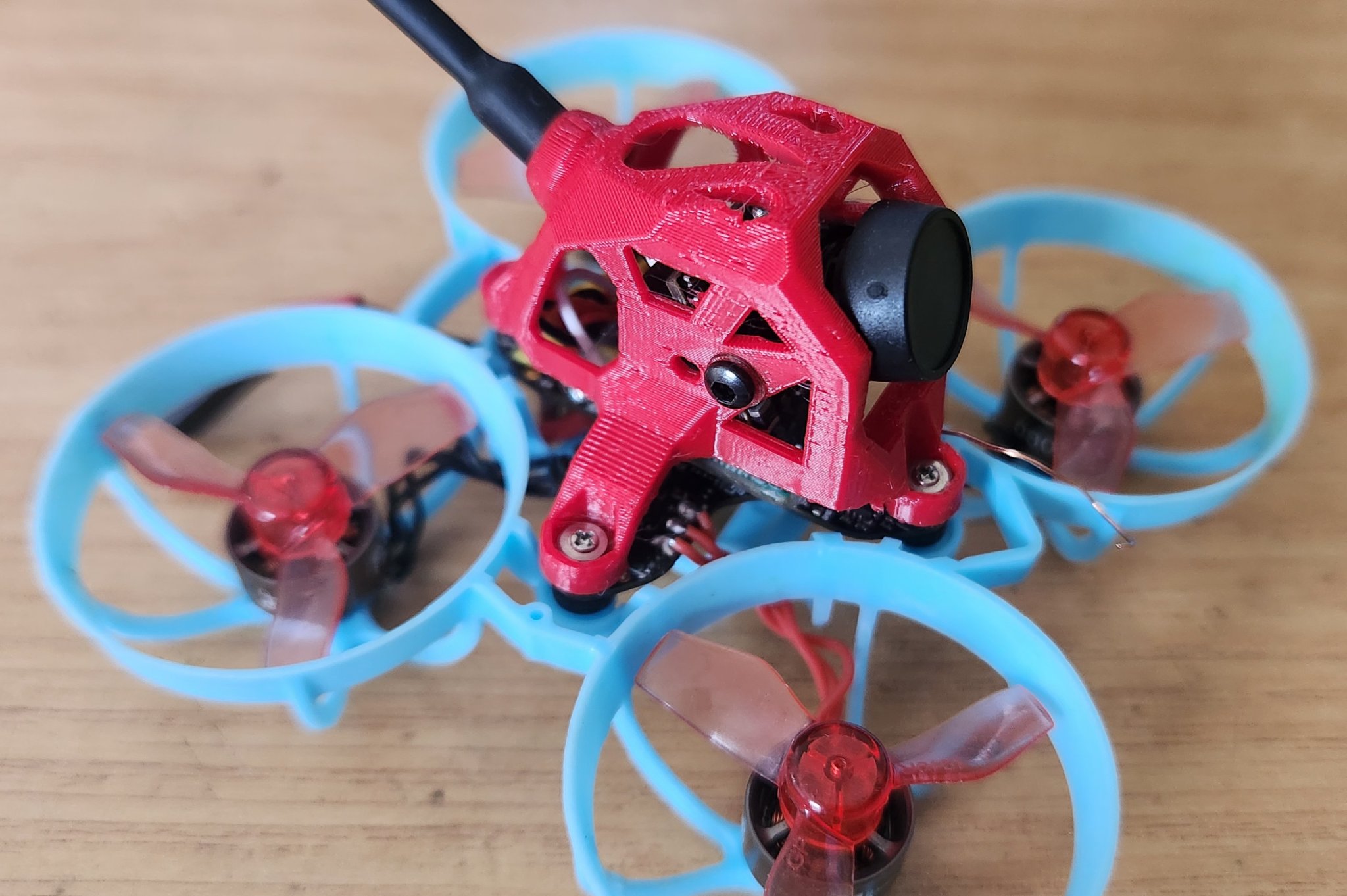 Mái che Fastback cải tiến cho TinyWhoops