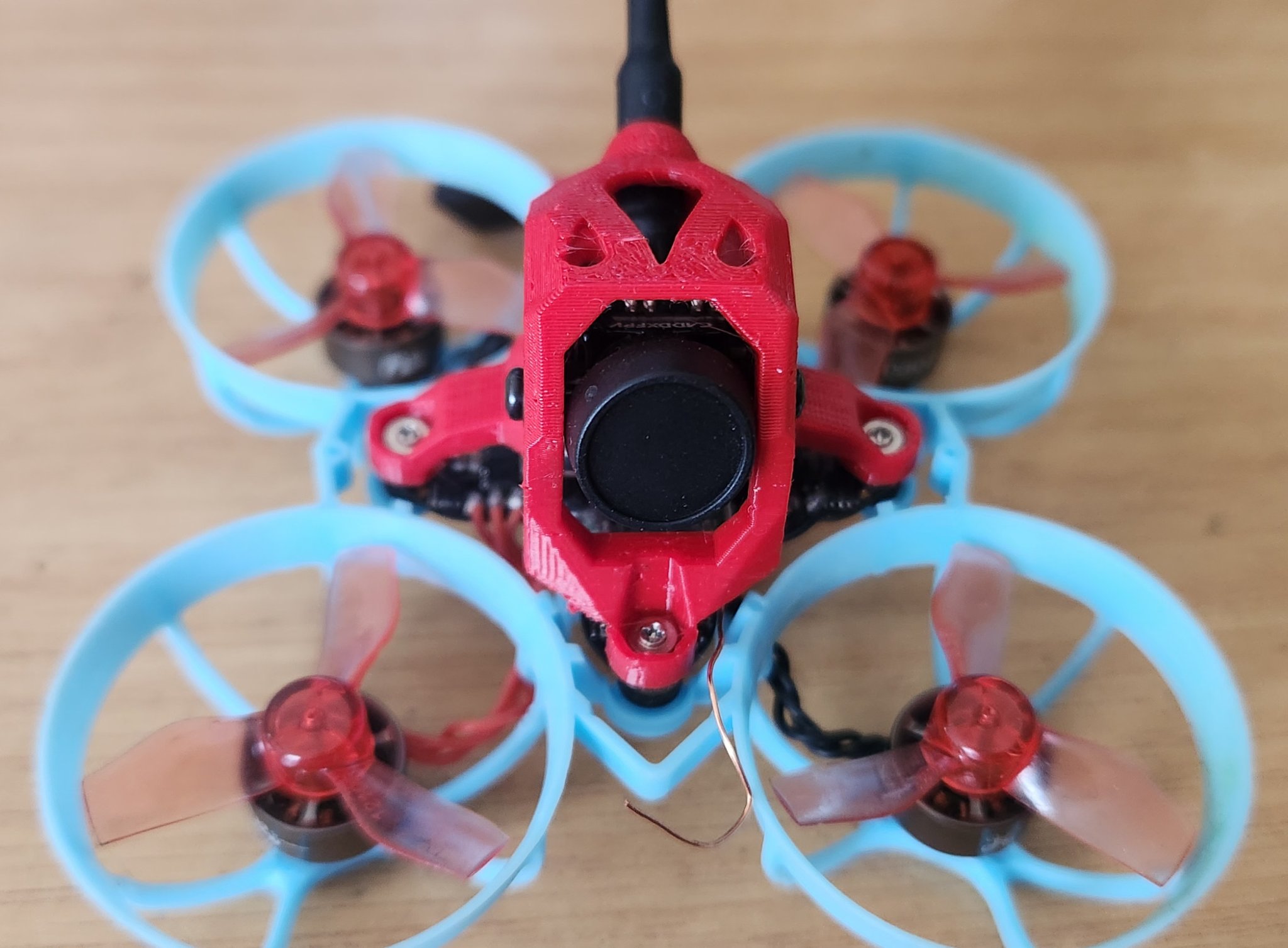 Mái che Fastback cải tiến cho TinyWhoops