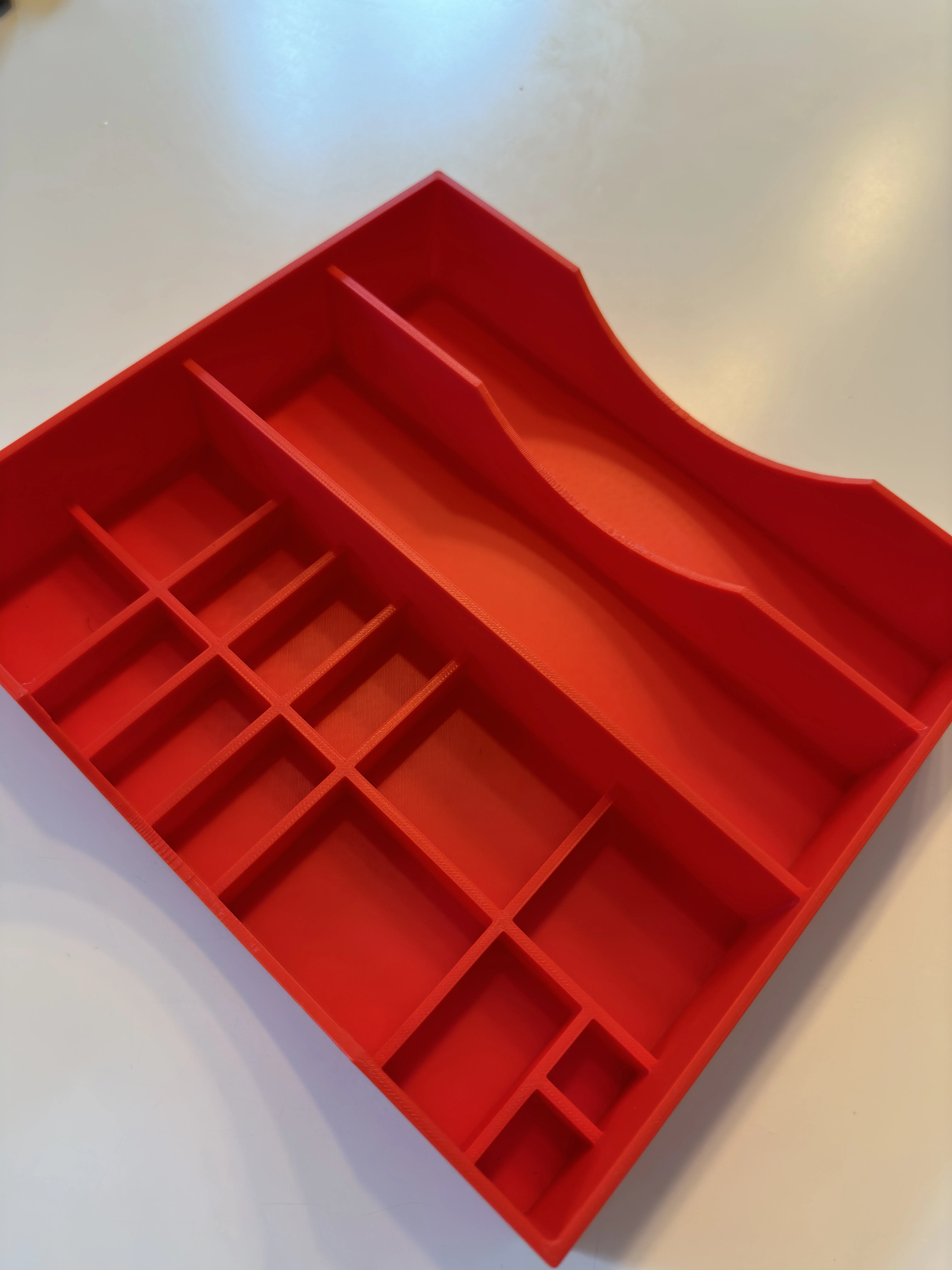 Khay tổ chức đồ dùng chắc chắn cho hai máy tỉa tóc