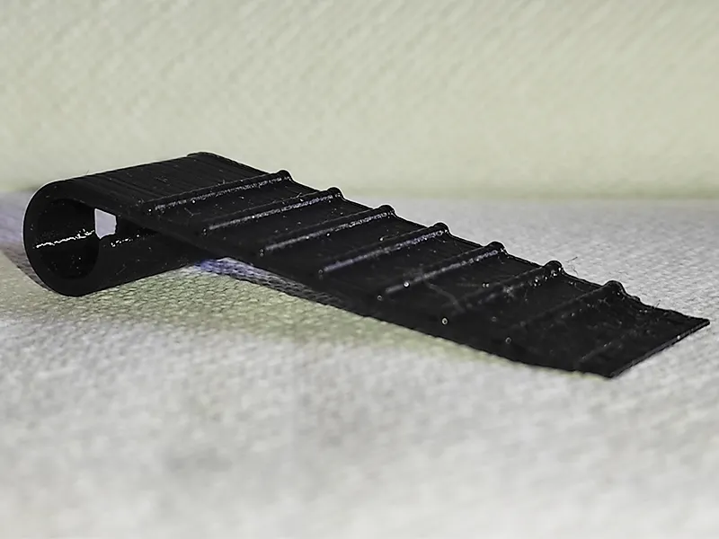 Chân đế cửa kiểu wedge với tác dụng giữ chắc chắn