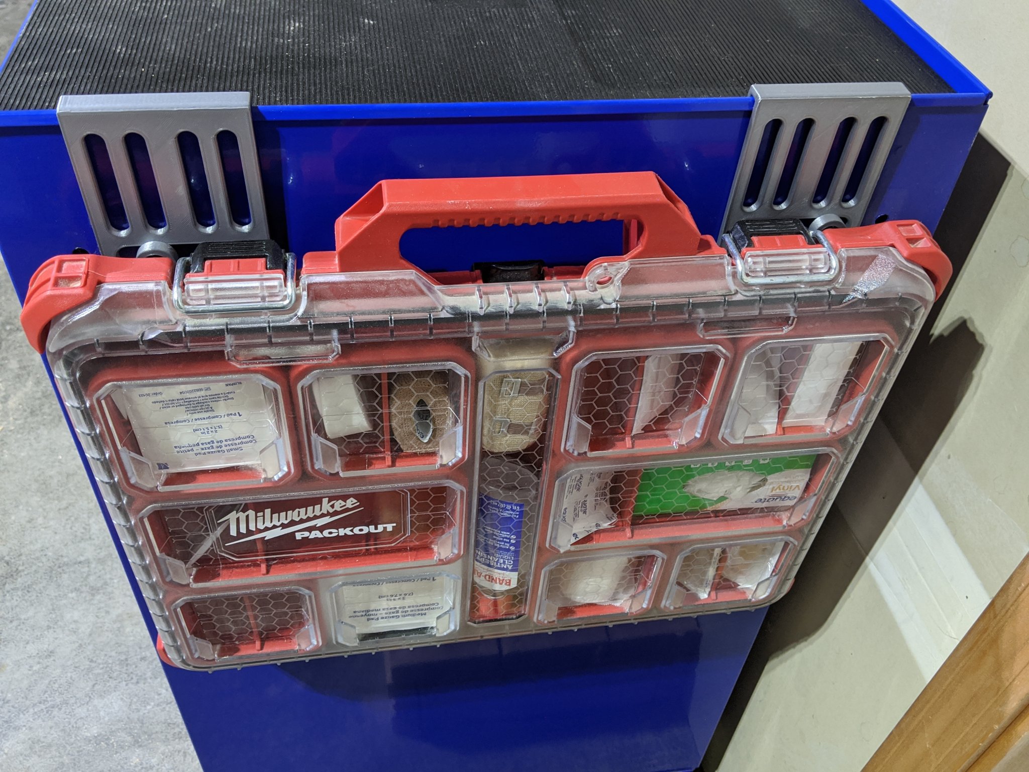 Giá đỡ Milwaukee Packout cho tủ dụng cụ U.S. GENERAL 26 in. x 22 in.