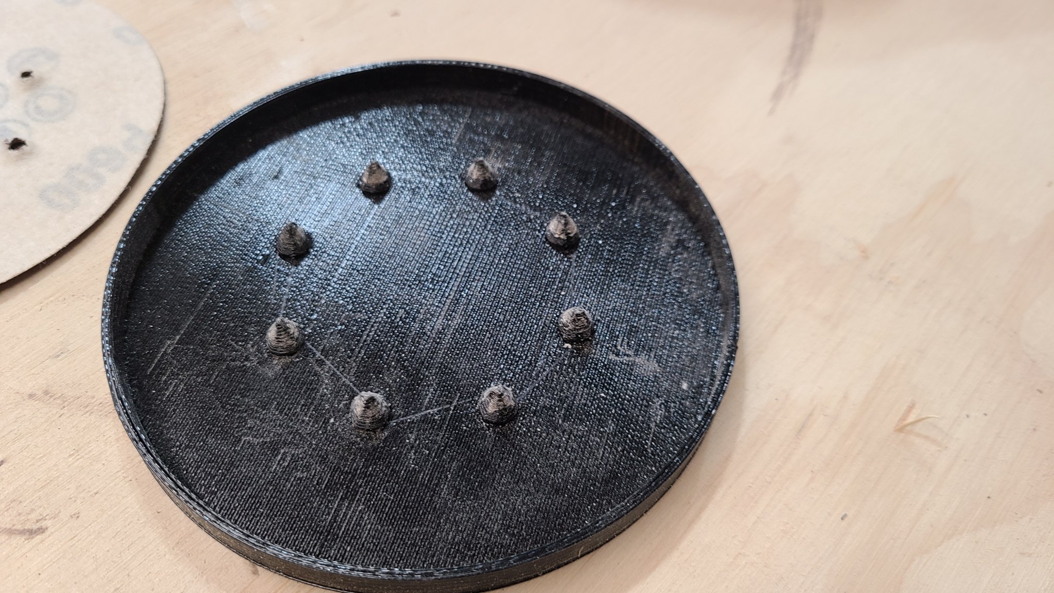 Mô hình khoan lỗ cho đĩa chà nhám 5 inch