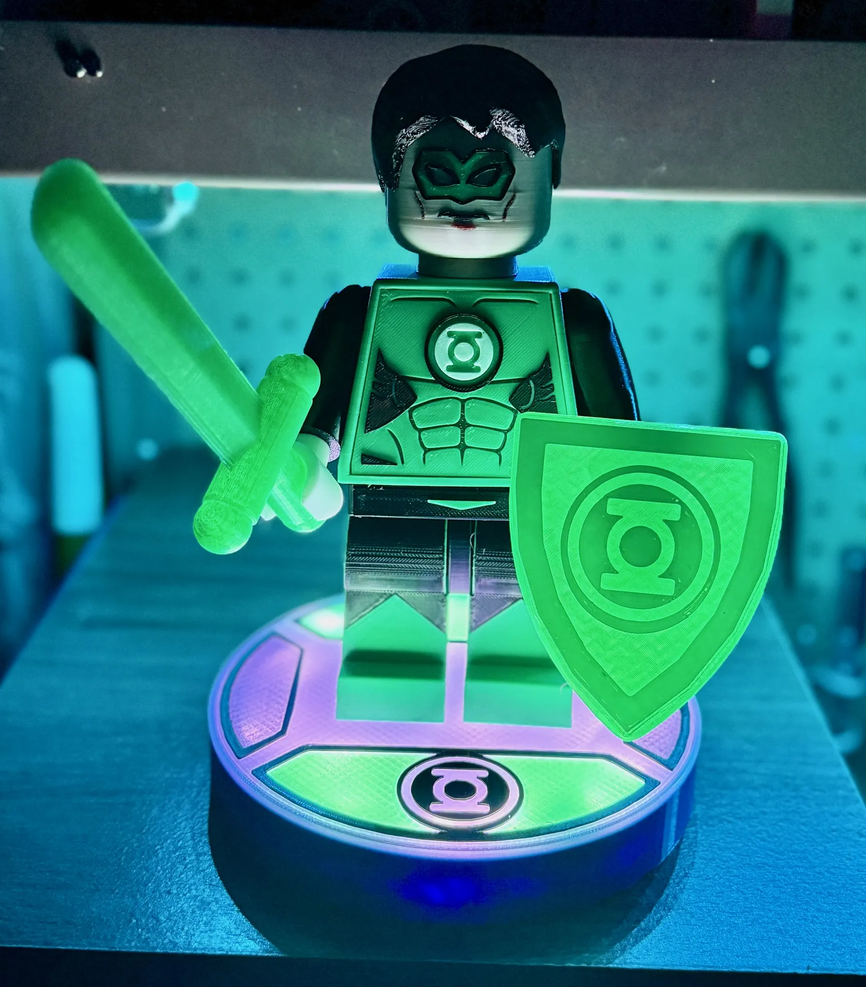 Mô hình Green Lantern Brick MegaFigure (Tỉ lệ 5:1)
