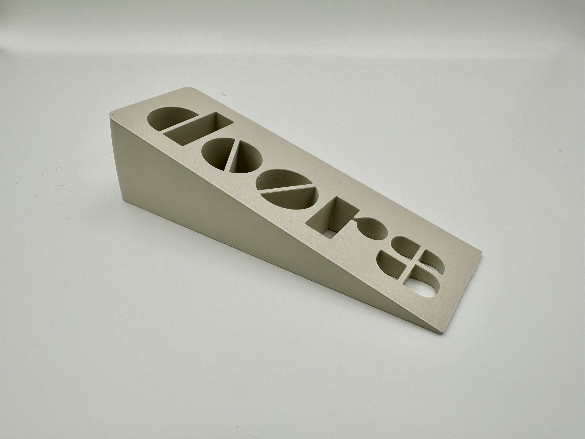 Giá đỡ cửa The Doors Stop độc đáo và tiện lợi