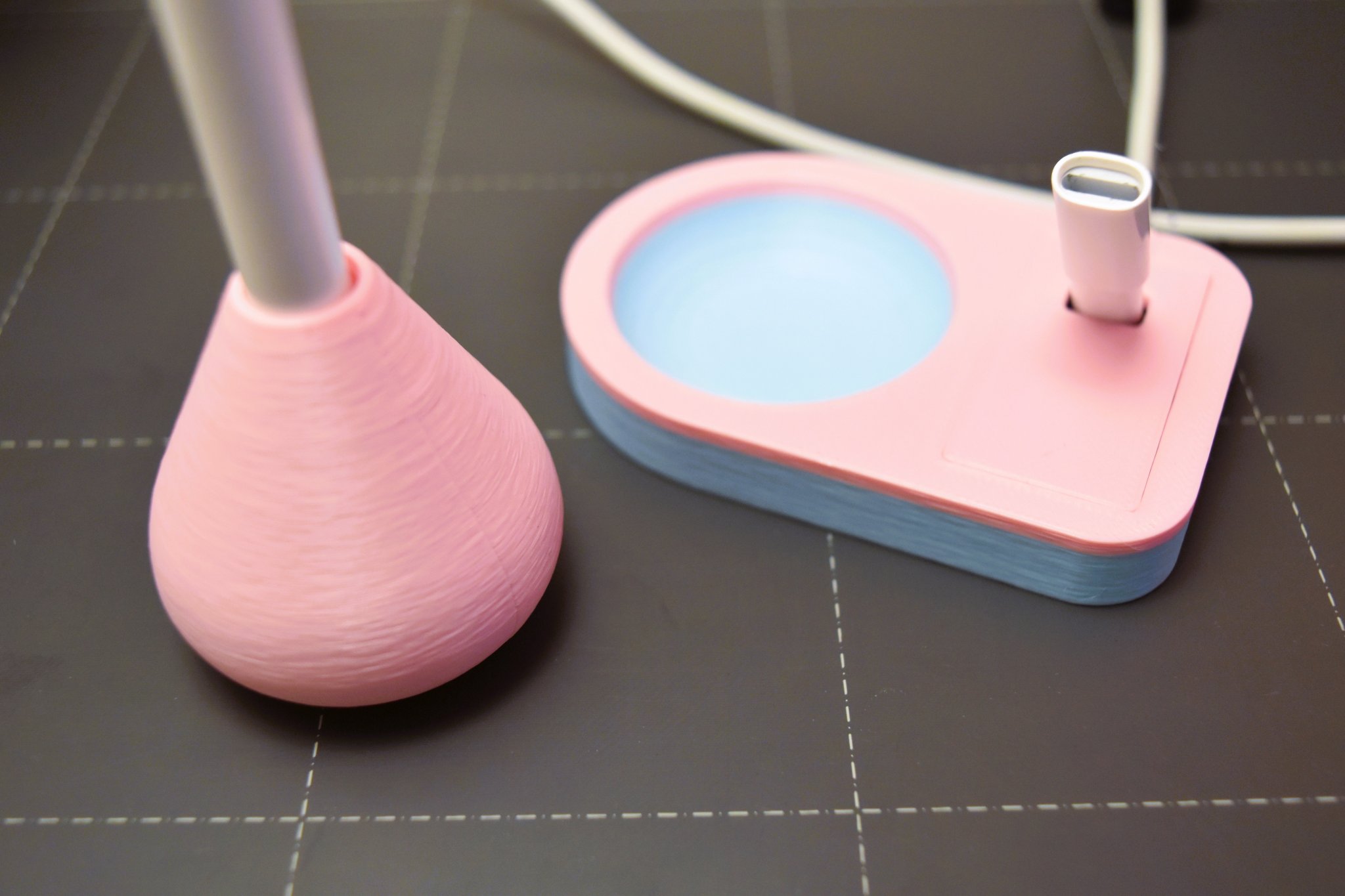 Giá đỡ sạc cho Apple Pencil thế hệ đầu tiên