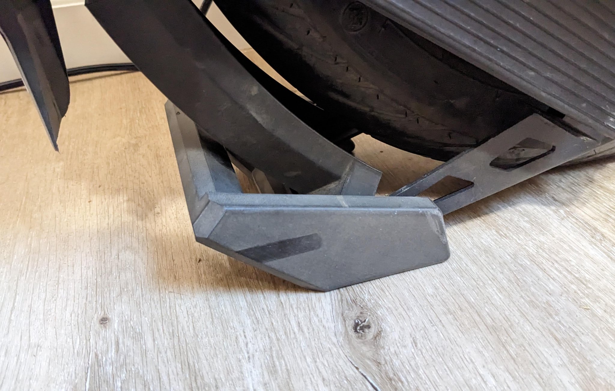 Tay cầm đa năng EX30 với chức năng giá đỡ