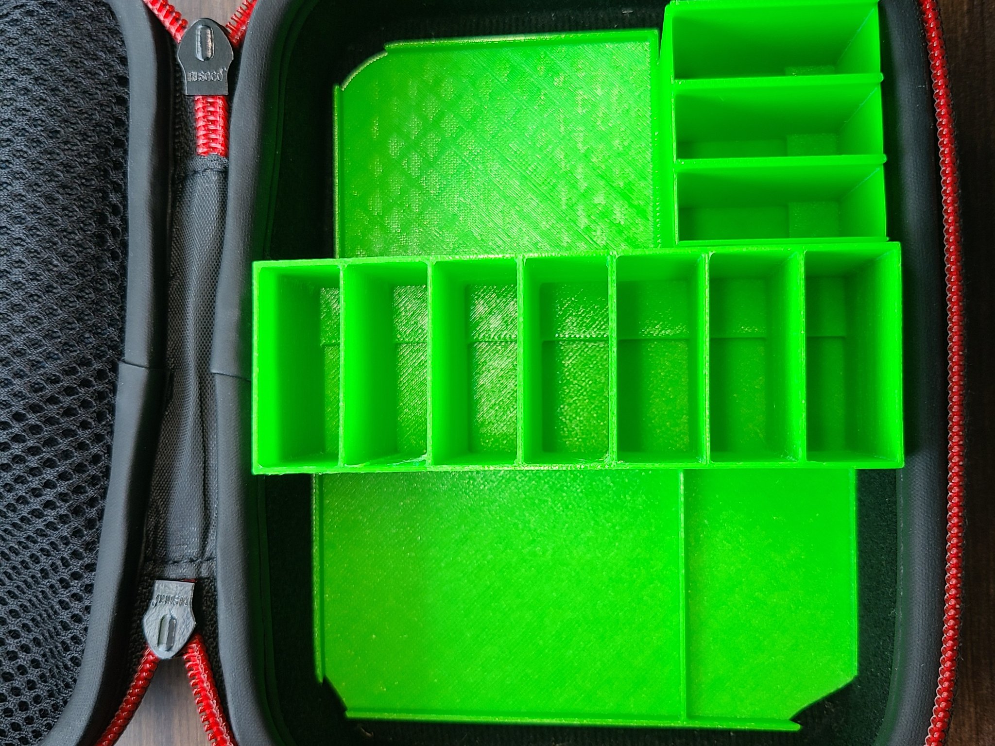 Giá đỡ và tổ chức pin cho camera GoPro 9, 10, 11 và 12