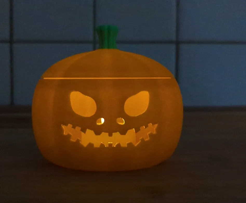 Trang trí bí ngô Halloween có đèn LED