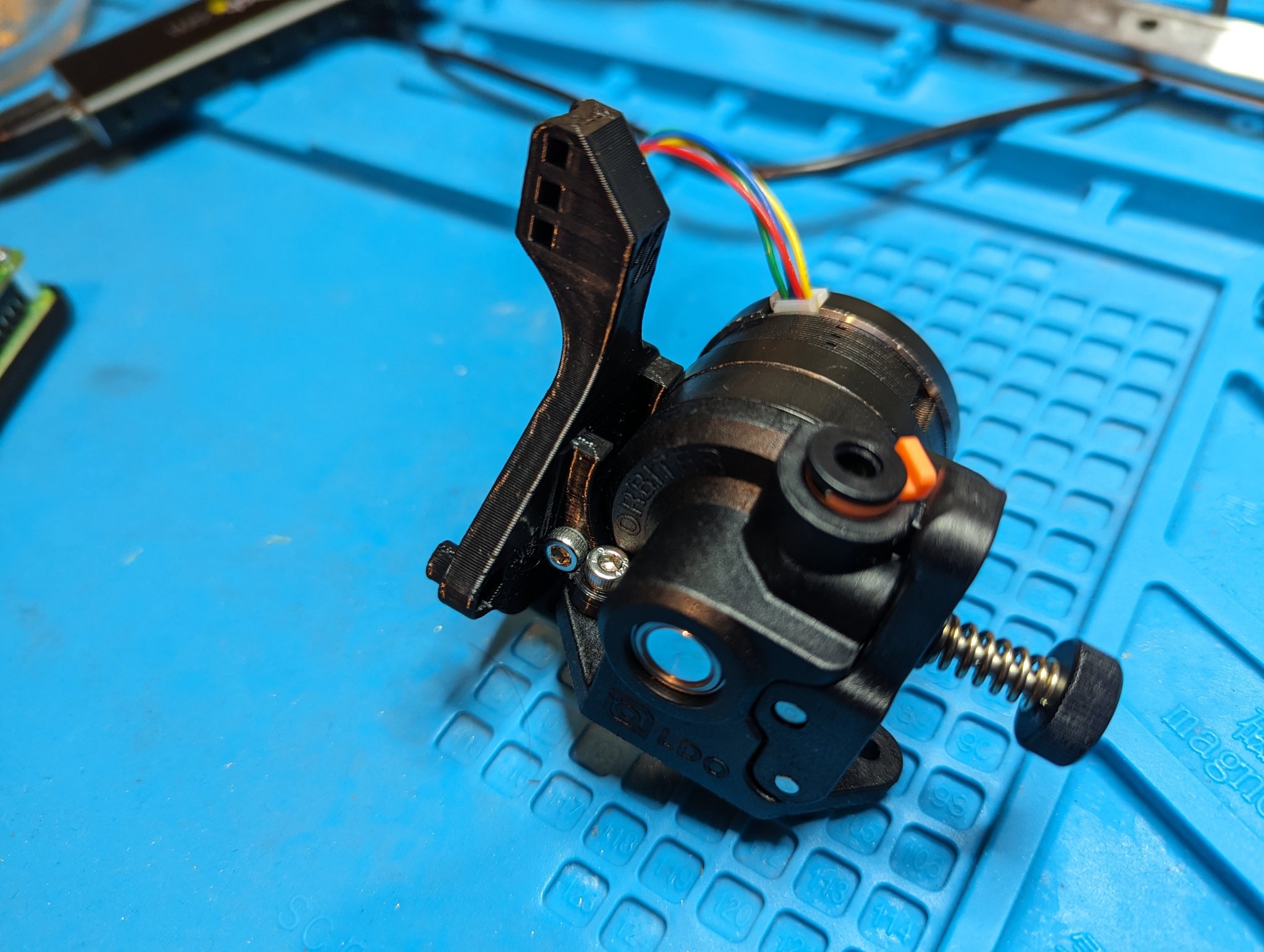 Giá đỡ EBB36 gắn bên cho Orbiter 2.0