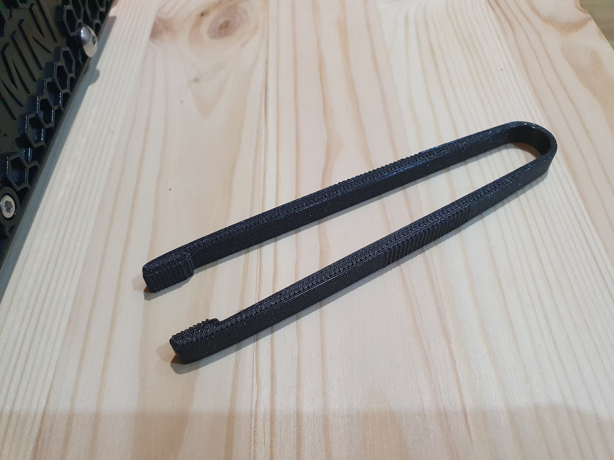 Kẹp nhíp nhỏ để loại bỏ chất thải trong quá trình in